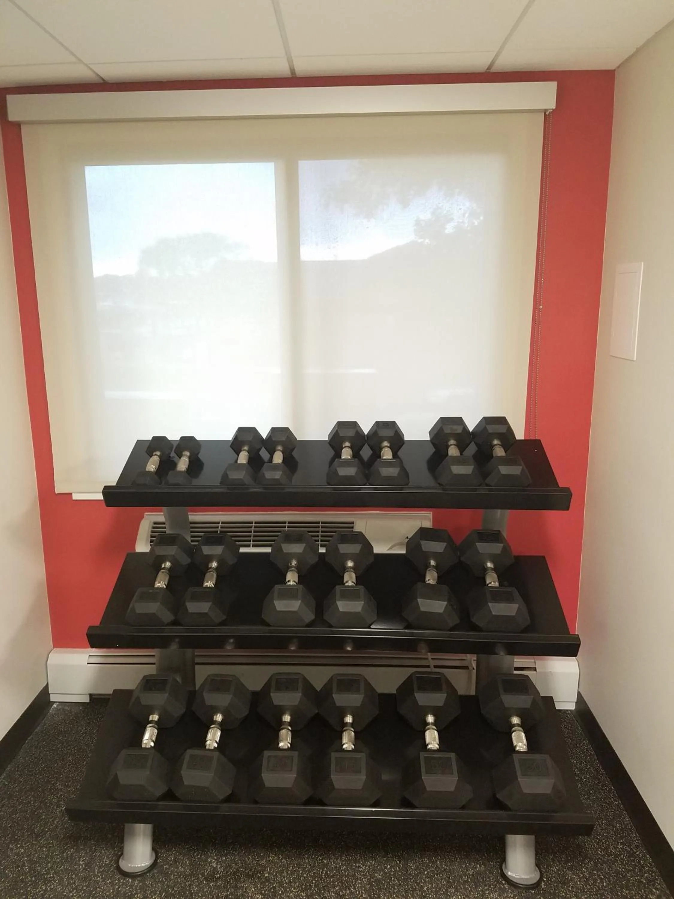 Fitness centre/facilities in Ramada by Wyndham Minneapolis Golden Valley