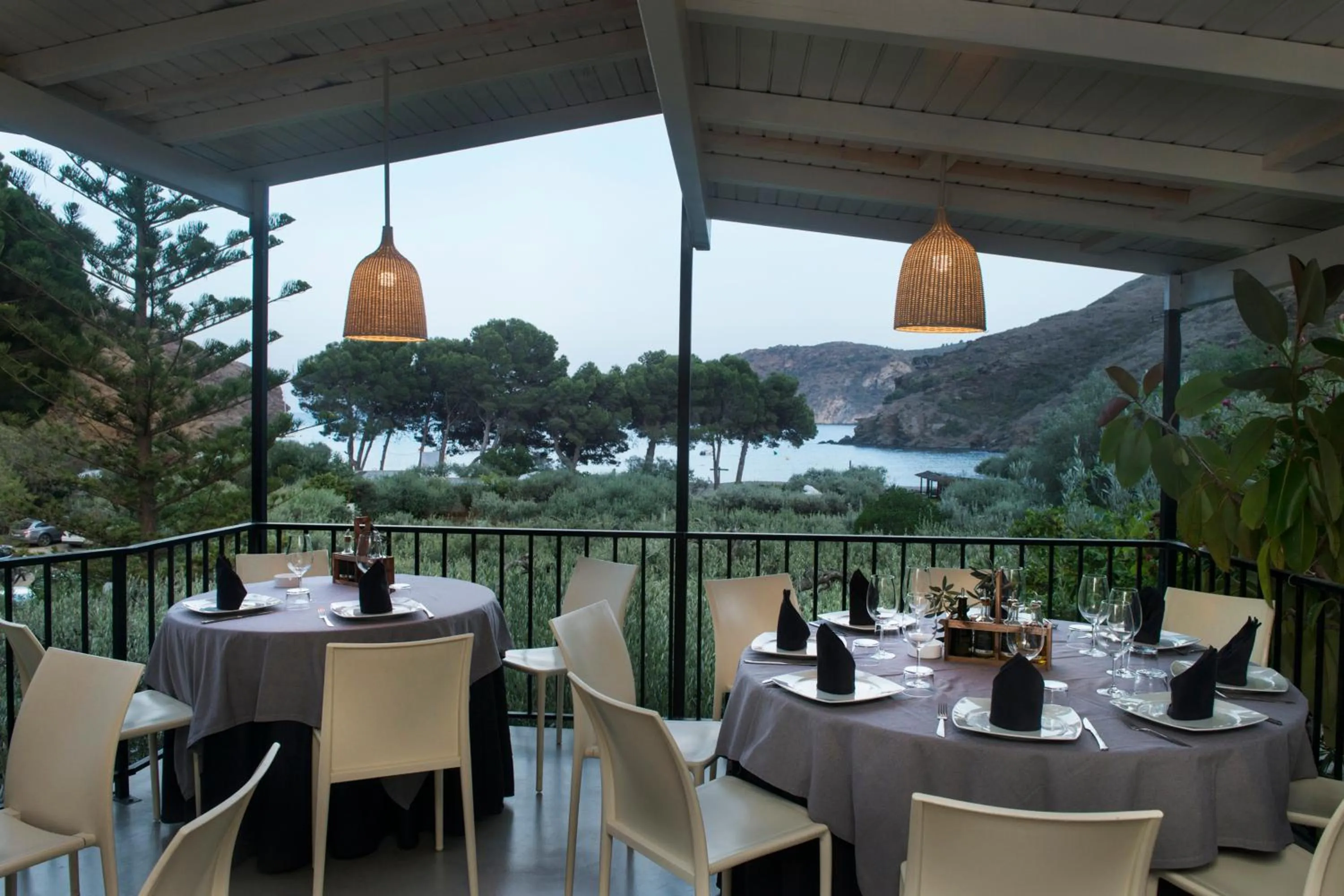 Restaurant/places to eat in Hotel Cala Joncols