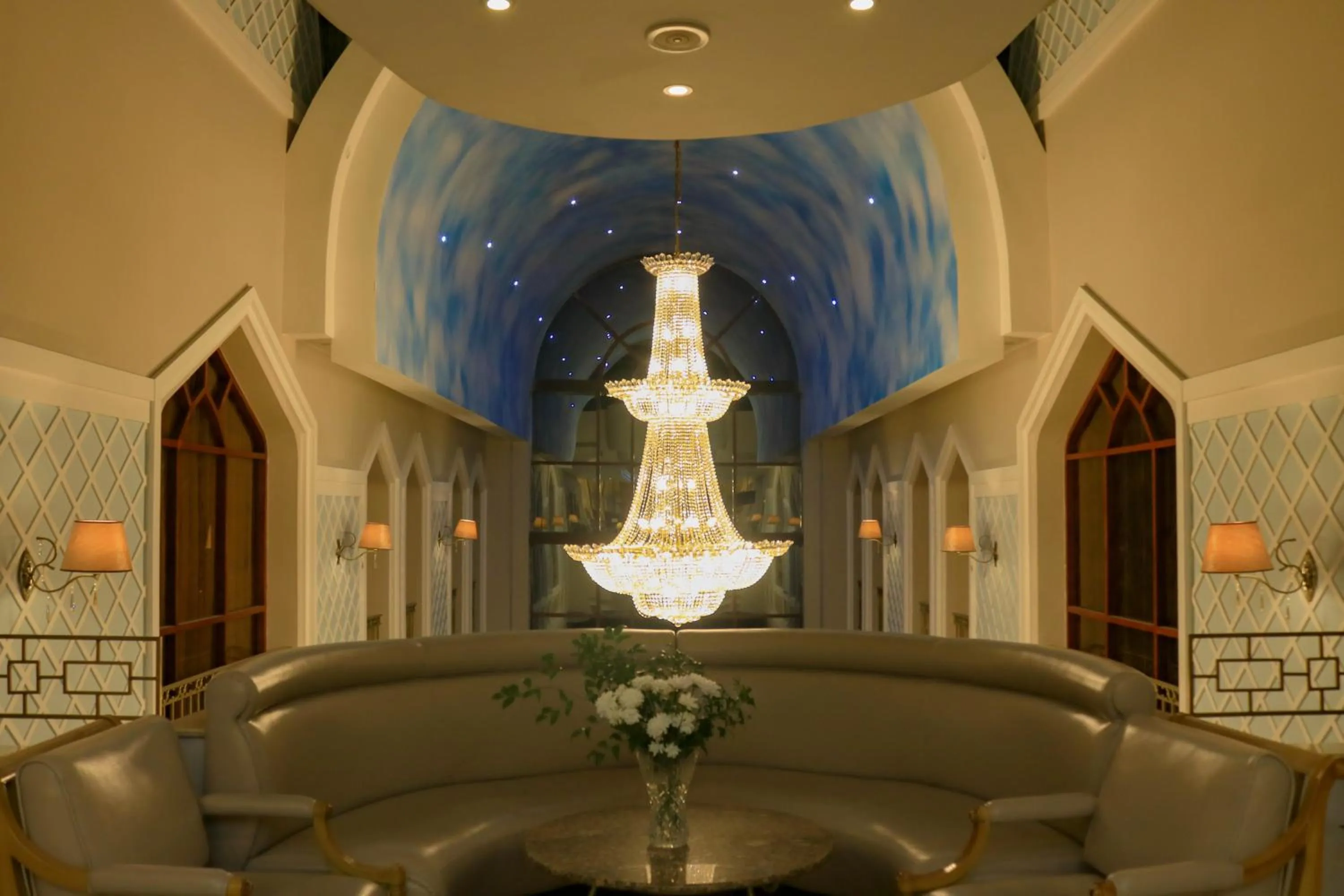 Seating area in Grand Hotel Europe