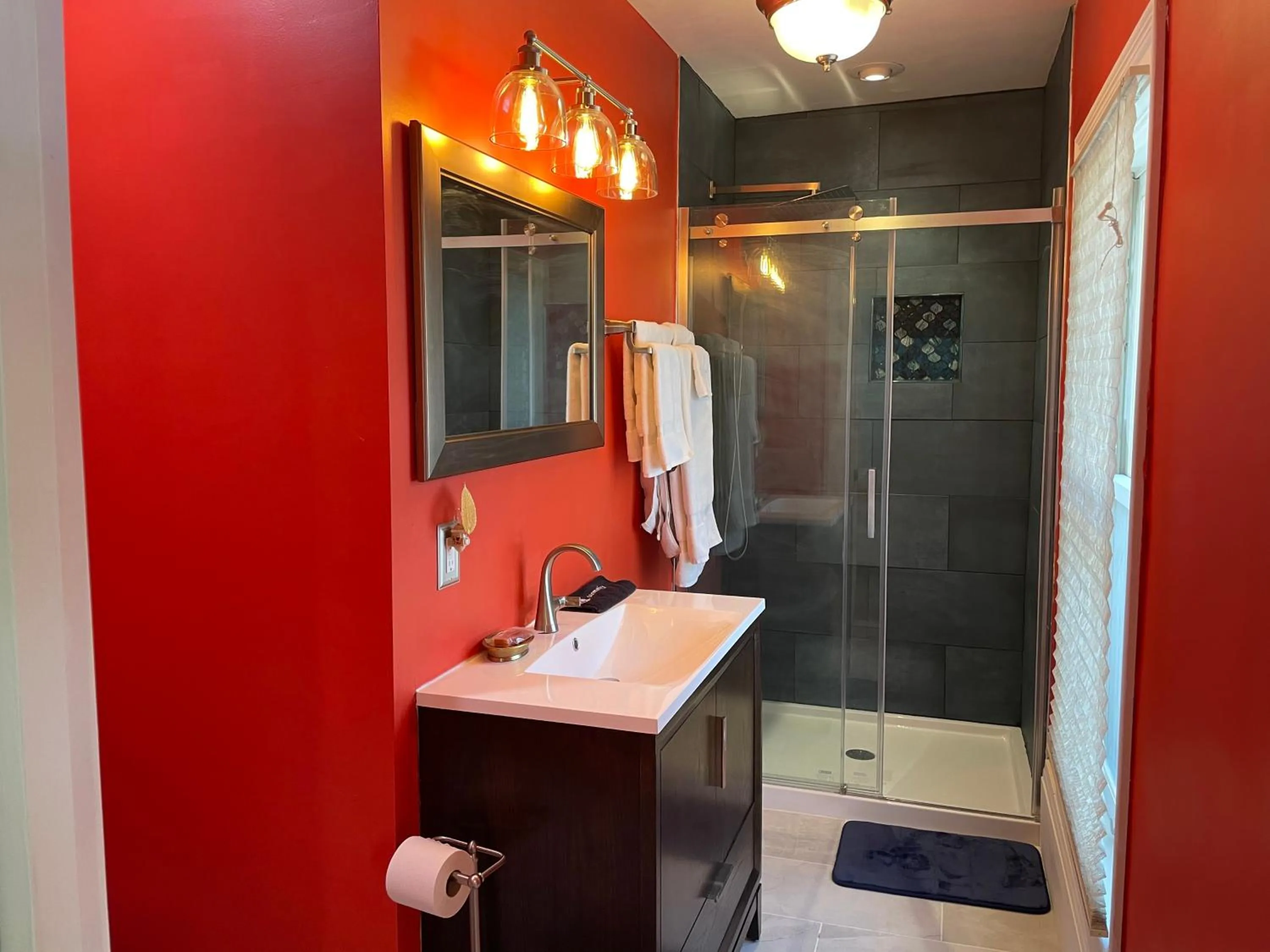 Bathroom in Rose Street Bed & Breakfast