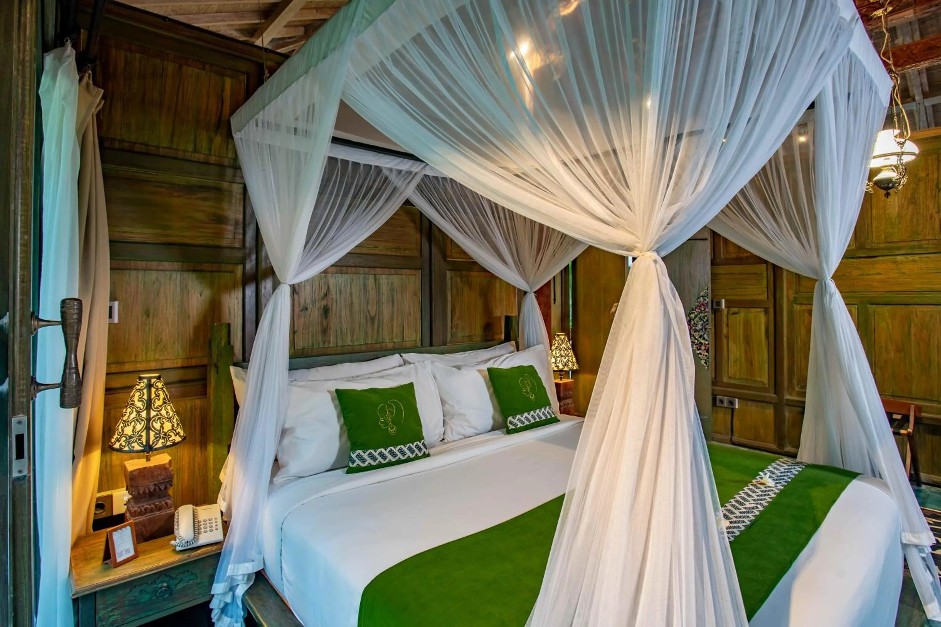 Bed in Arya Villas Ubud