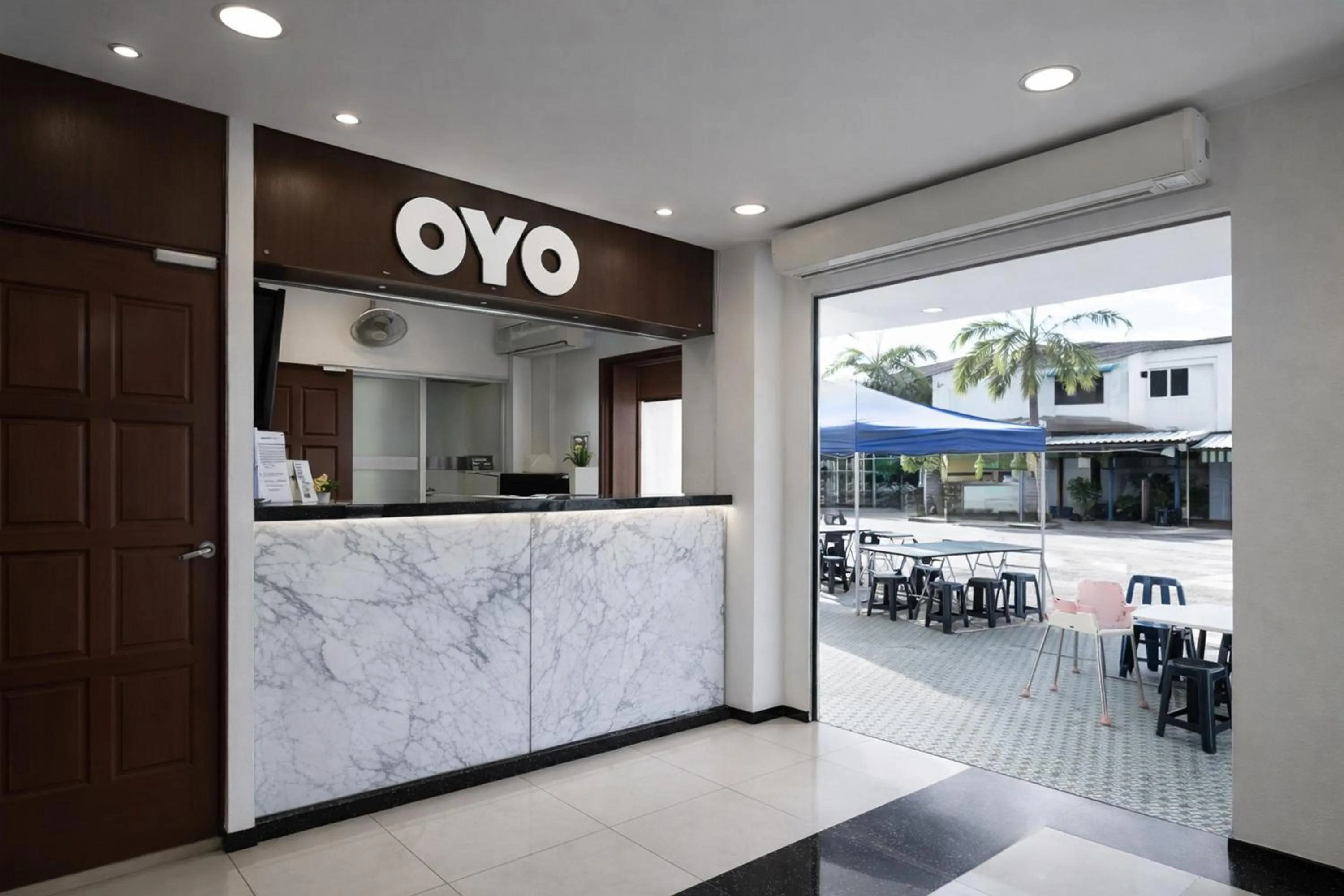 Lobby or reception in Collection O GHC Near Penang Street Art Formerly Queen City Hotel