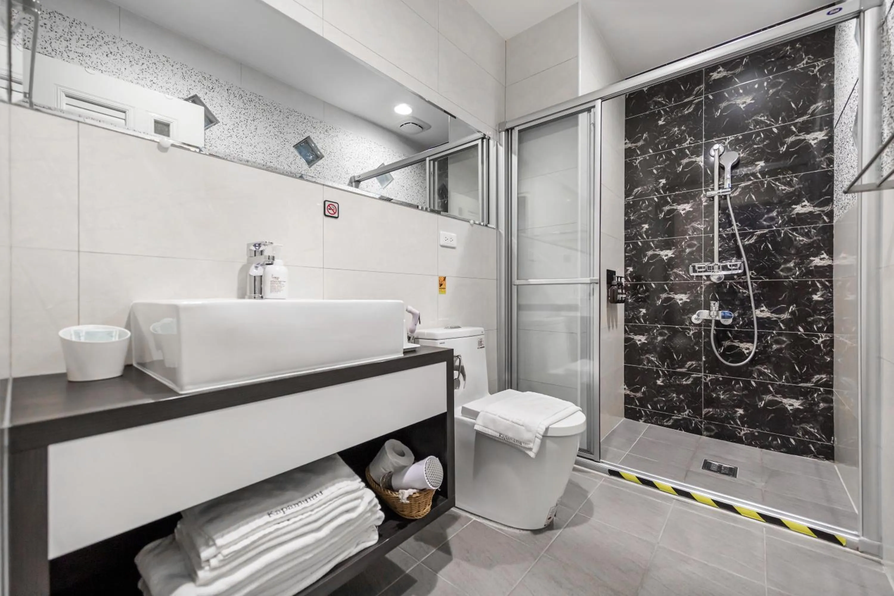 Bathroom in Kapamumu b&b