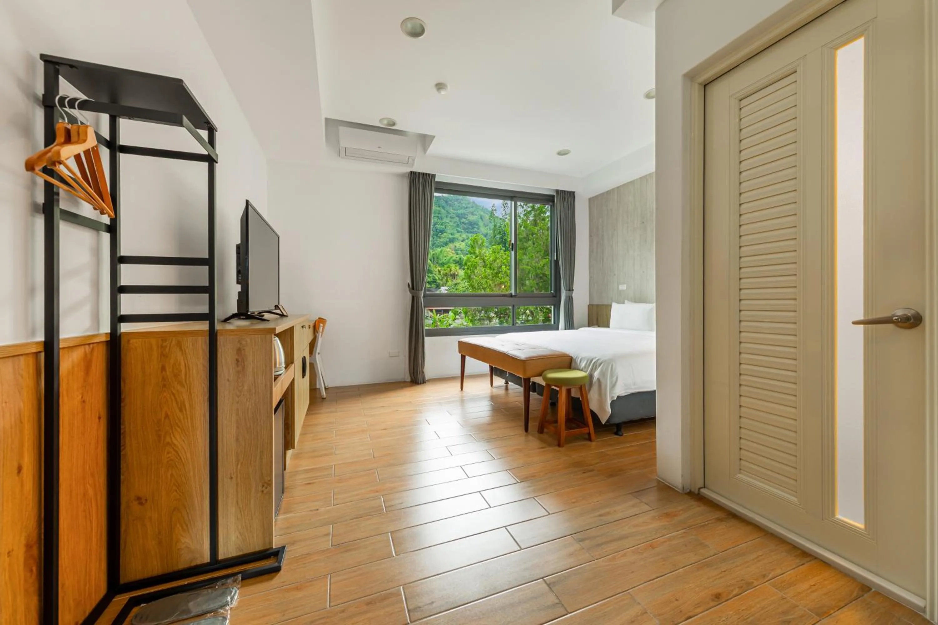 Photo of the whole room, Bed in Kapamumu b&b