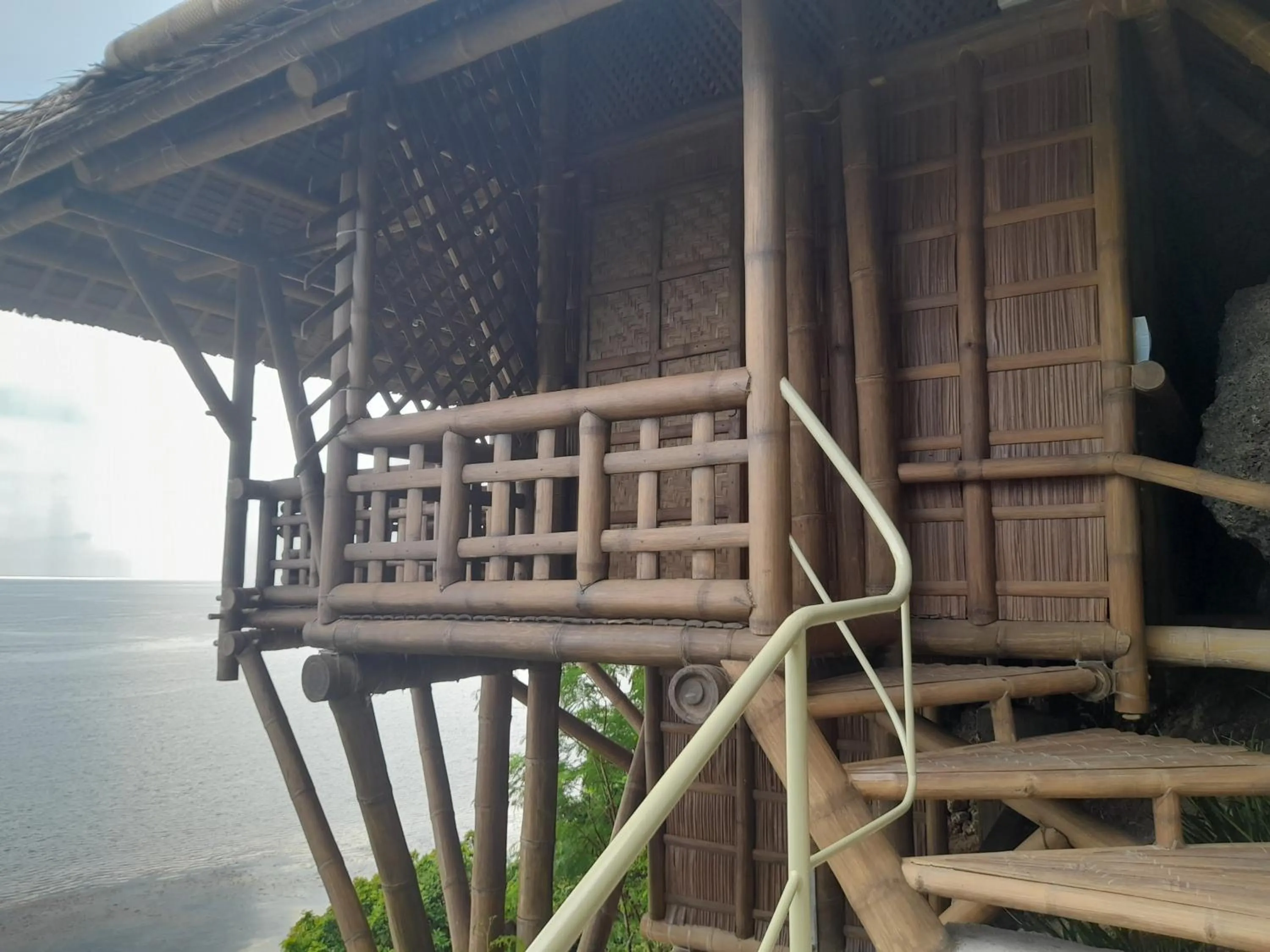 Facade/entrance in Kookoo's nest eco-lodge