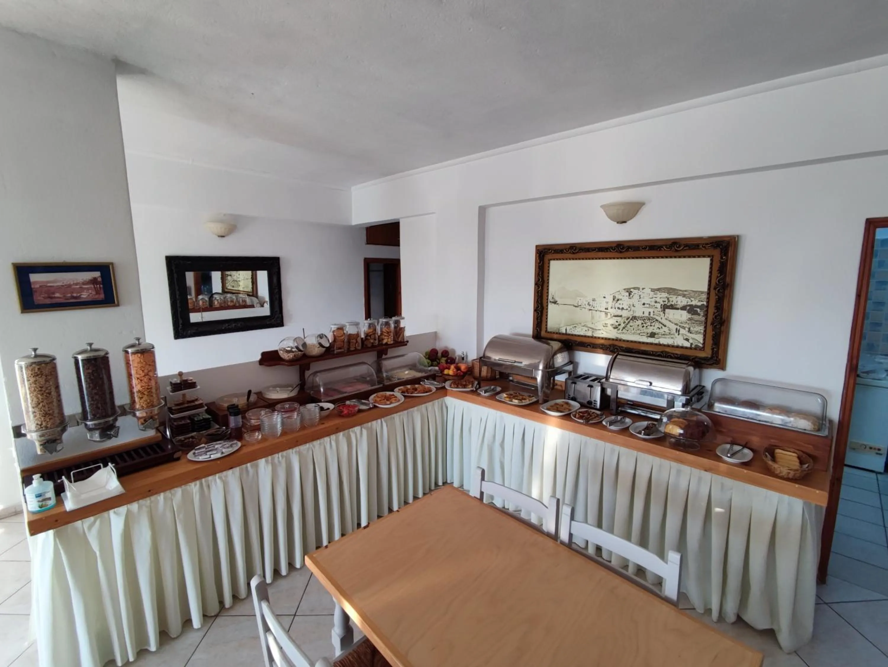 Breakfast in Agnanti Hotel