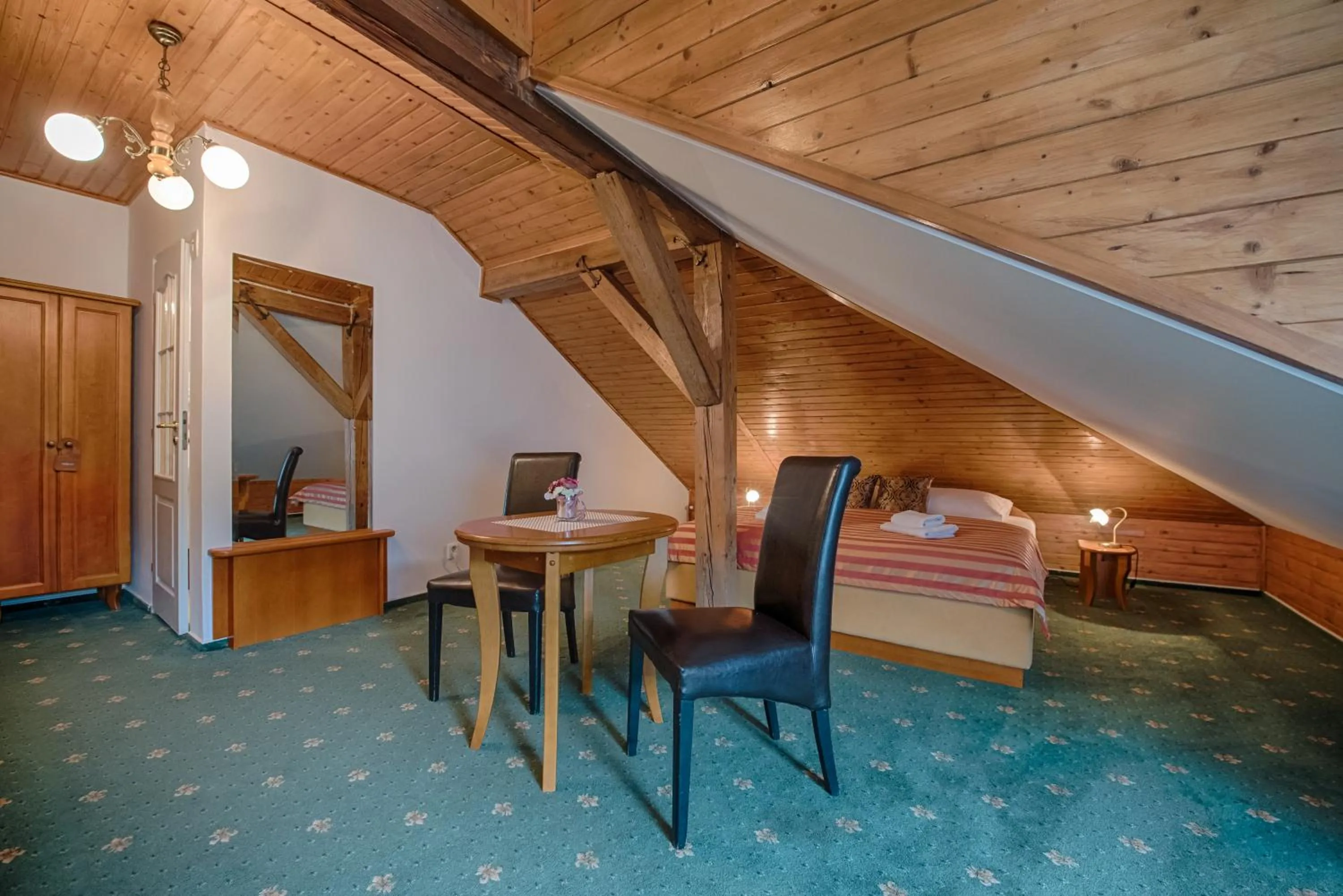 Double Room with Mountain View in Hotel Zlatý Orel