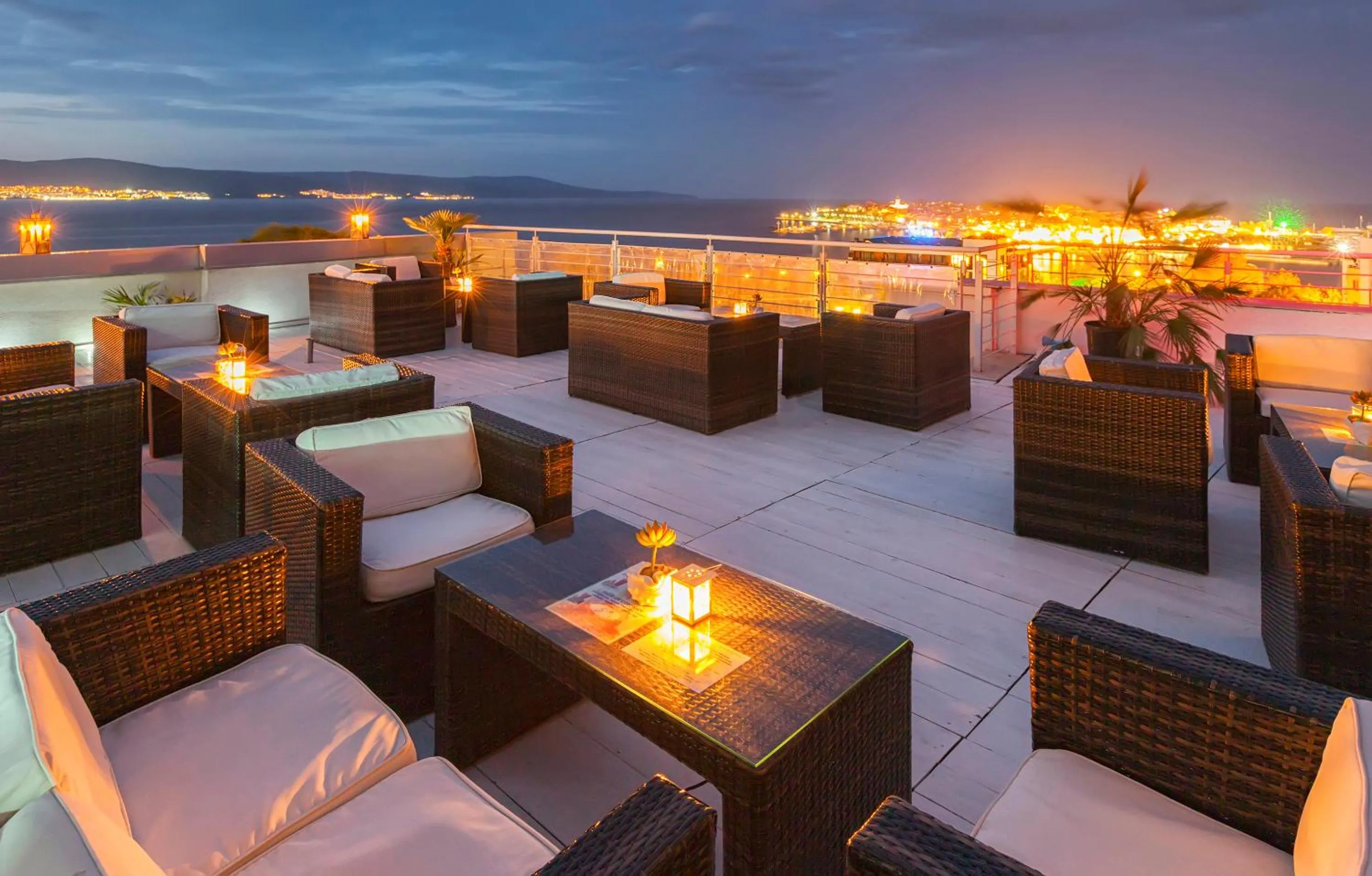 Restaurant/places to eat in Hotel Marina Palace, Affiliated by Meliá