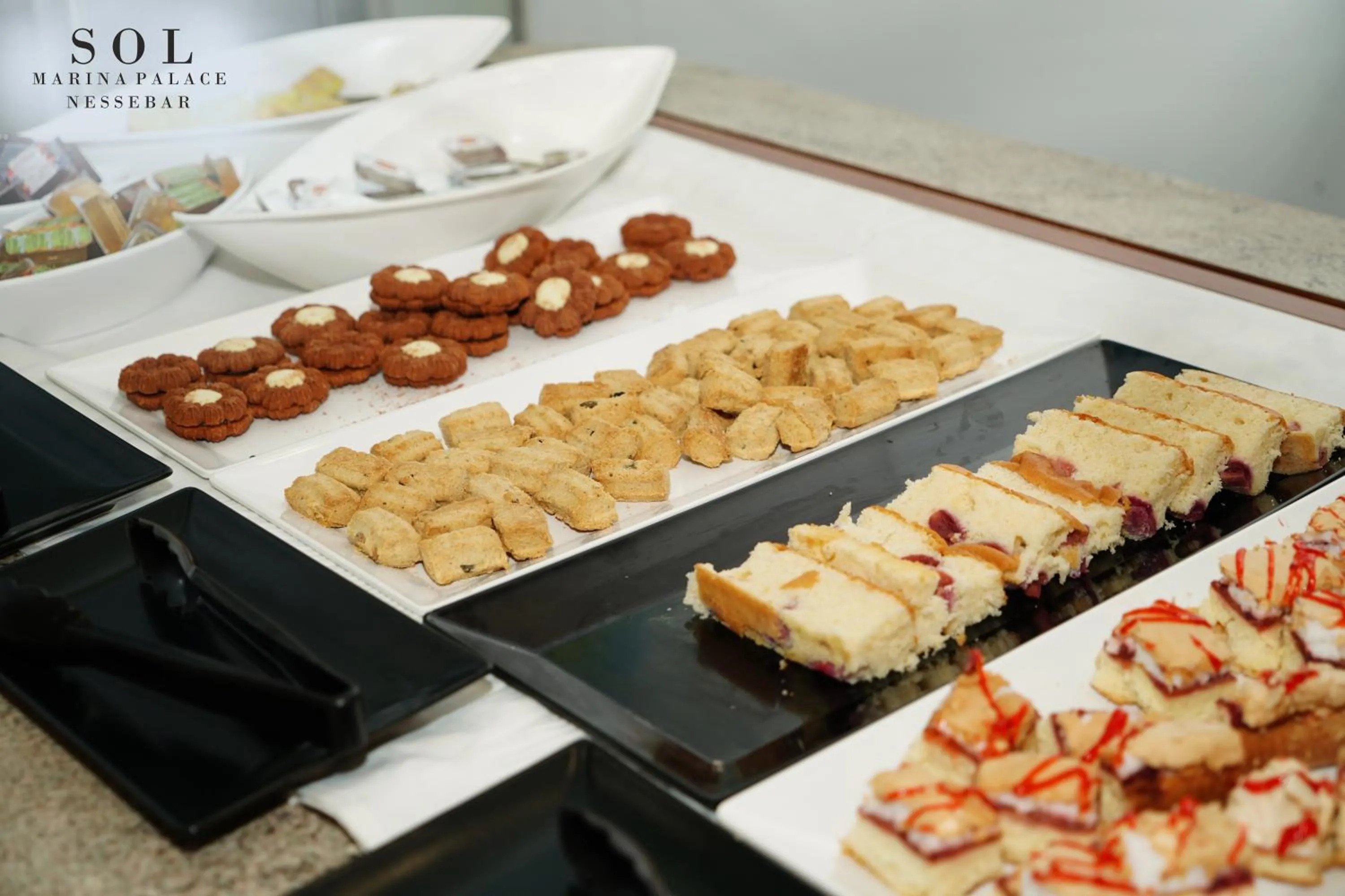 Food and drinks in Sol Marina Palace Hotel - All Inclusive & Adults Only