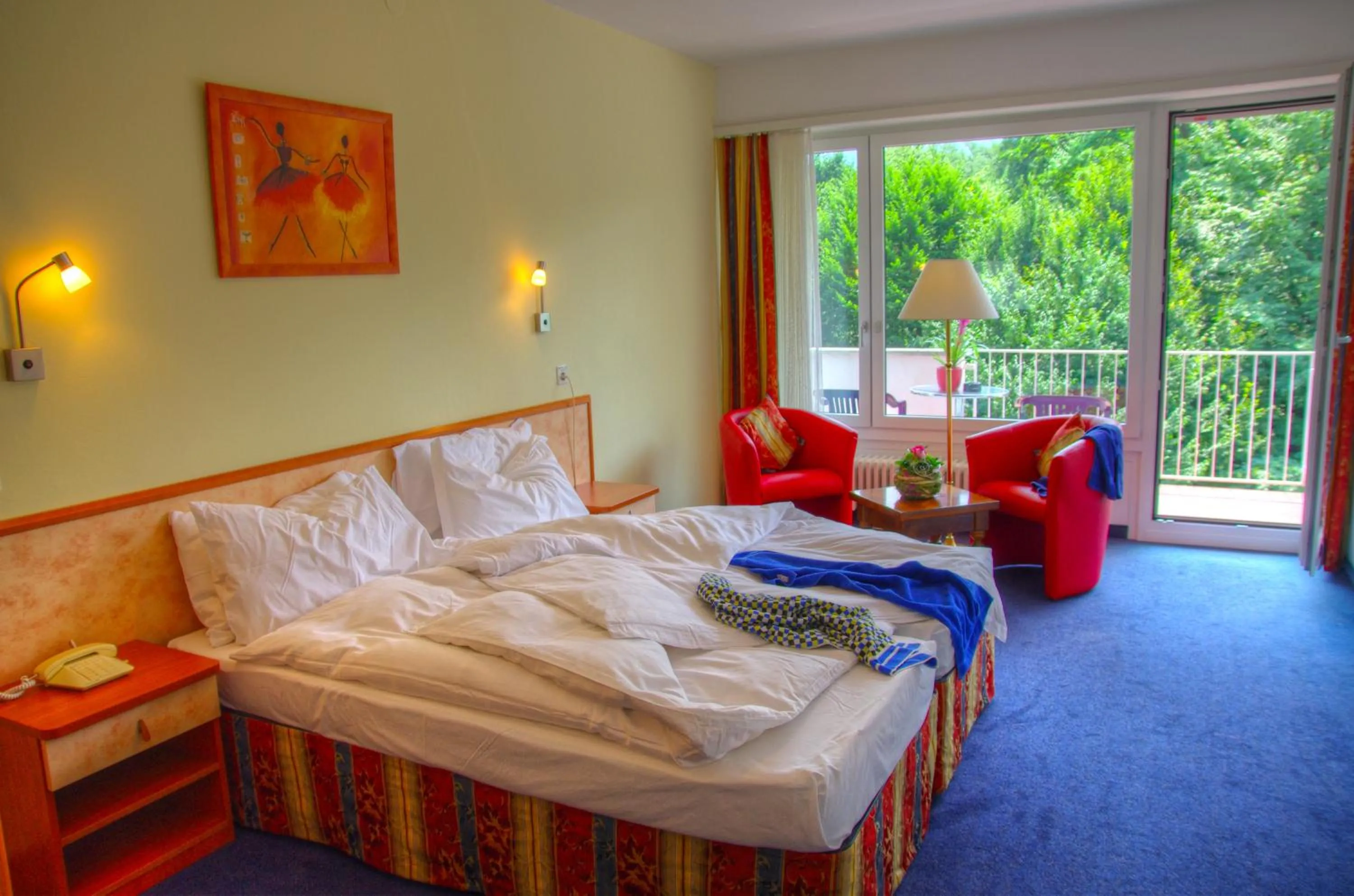 Bed in Hotel Excelsior