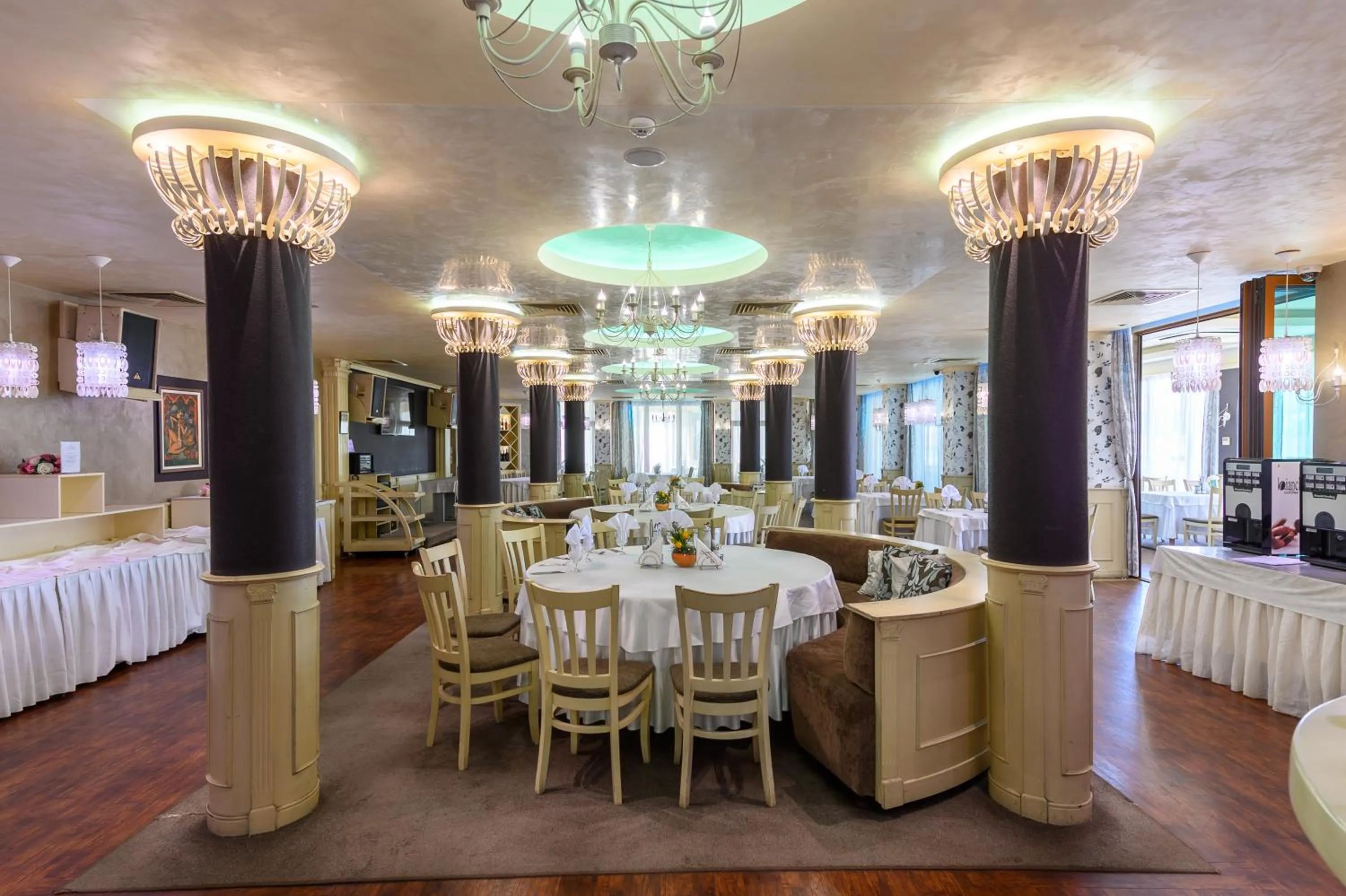 Restaurant/places to eat in Spa Hotel Ezeretz Blagoevgrad