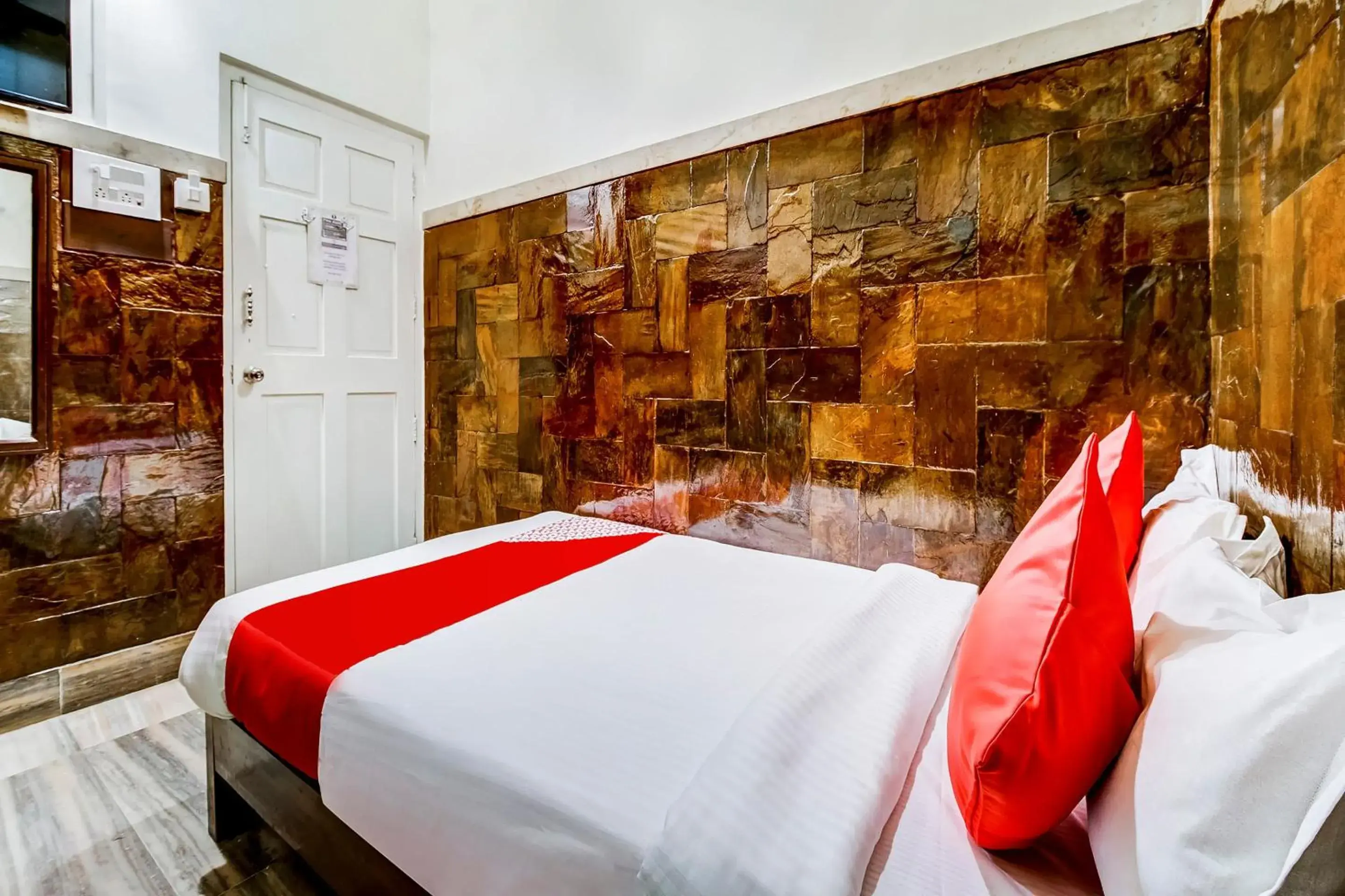 Standard Double Room - single occupancy in OYO Hotel Dreamland Standard Double Room - single occupancy in OYO Hotel Dreamland