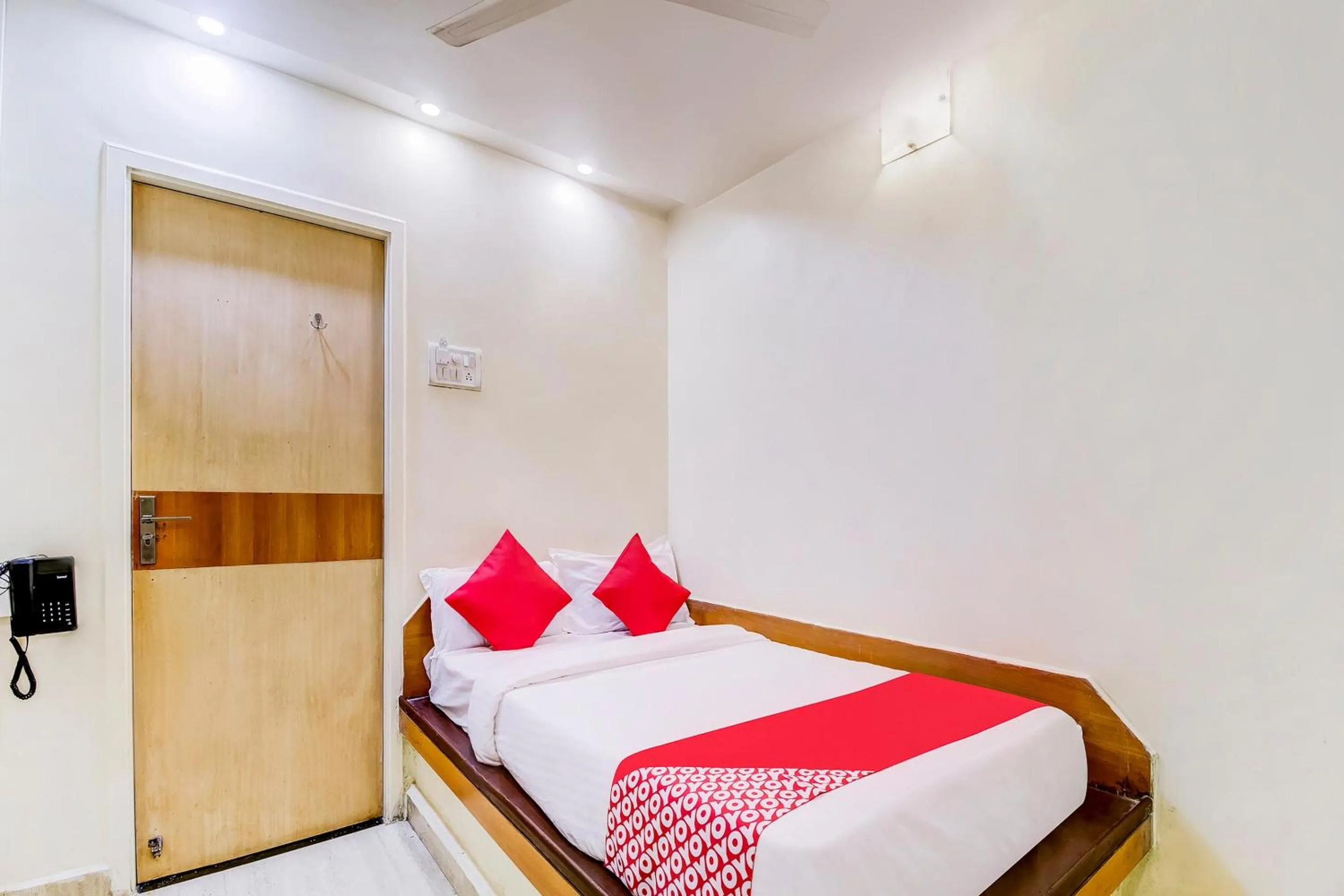 Bedroom, Bed in OYO Hotel Dreamland