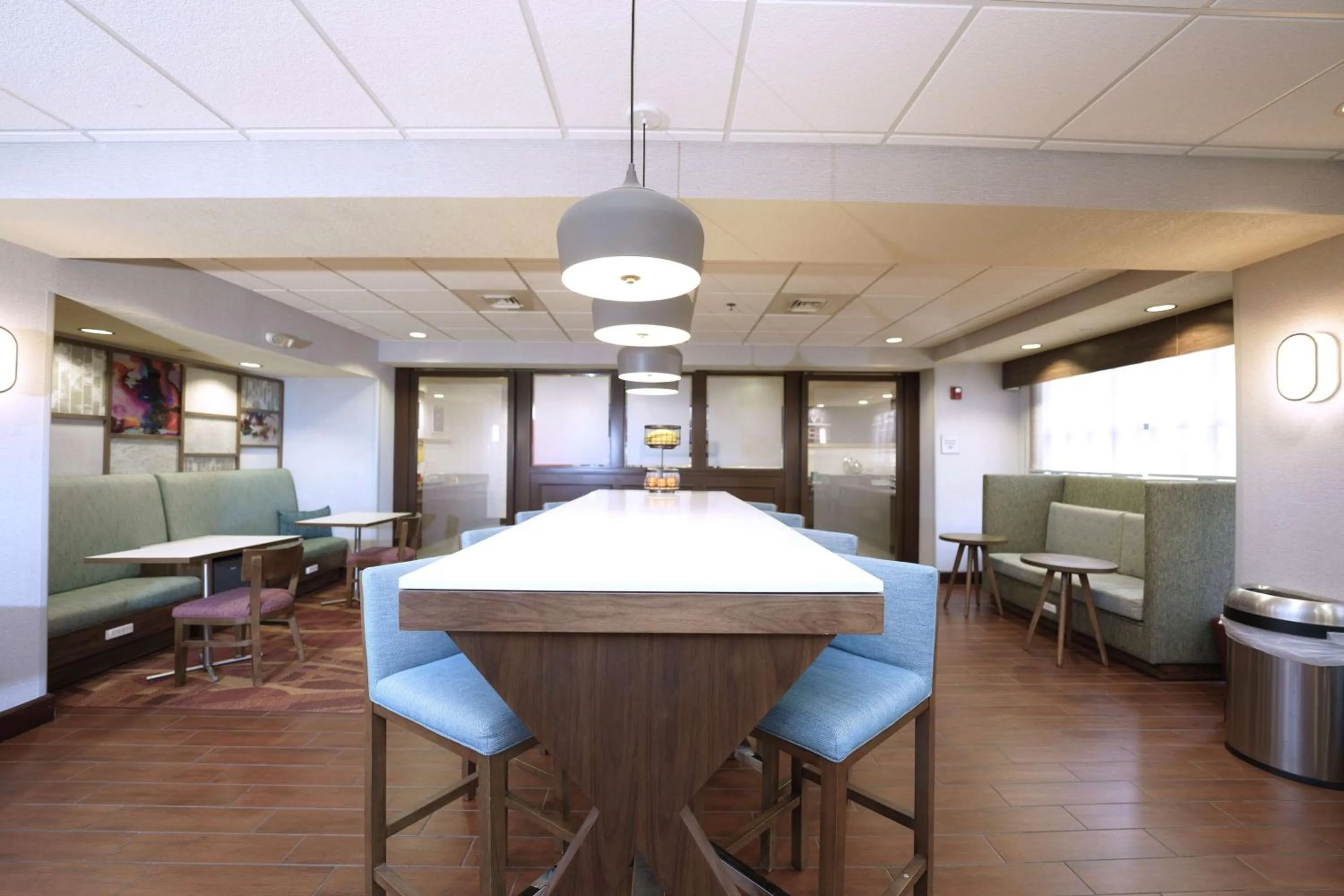 Lobby or reception in Hampton Inn Hays-North of I-70