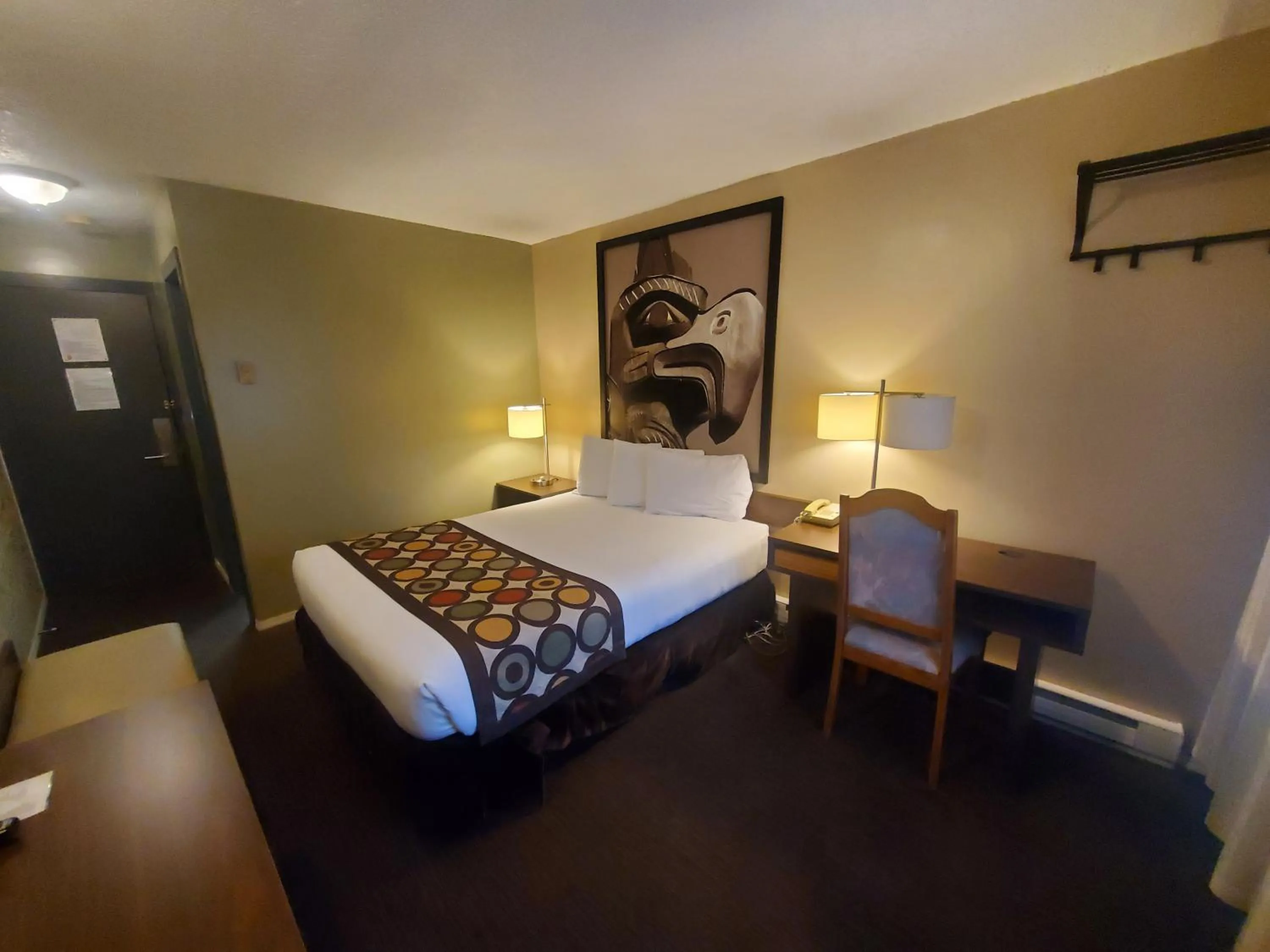 Bedroom, Bed in Super 8 by Wyndham Duncan