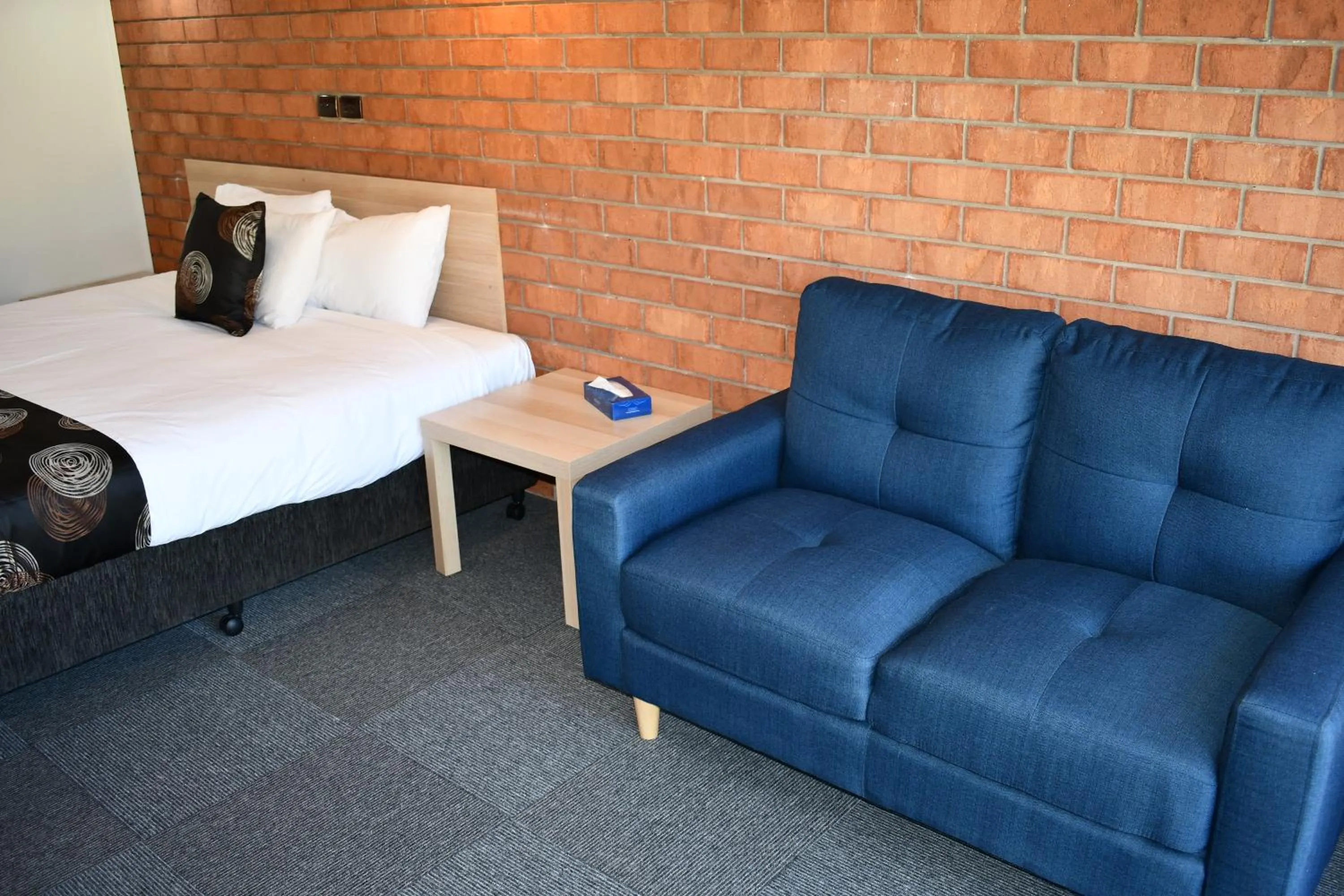 Bed in Berrigan Motel