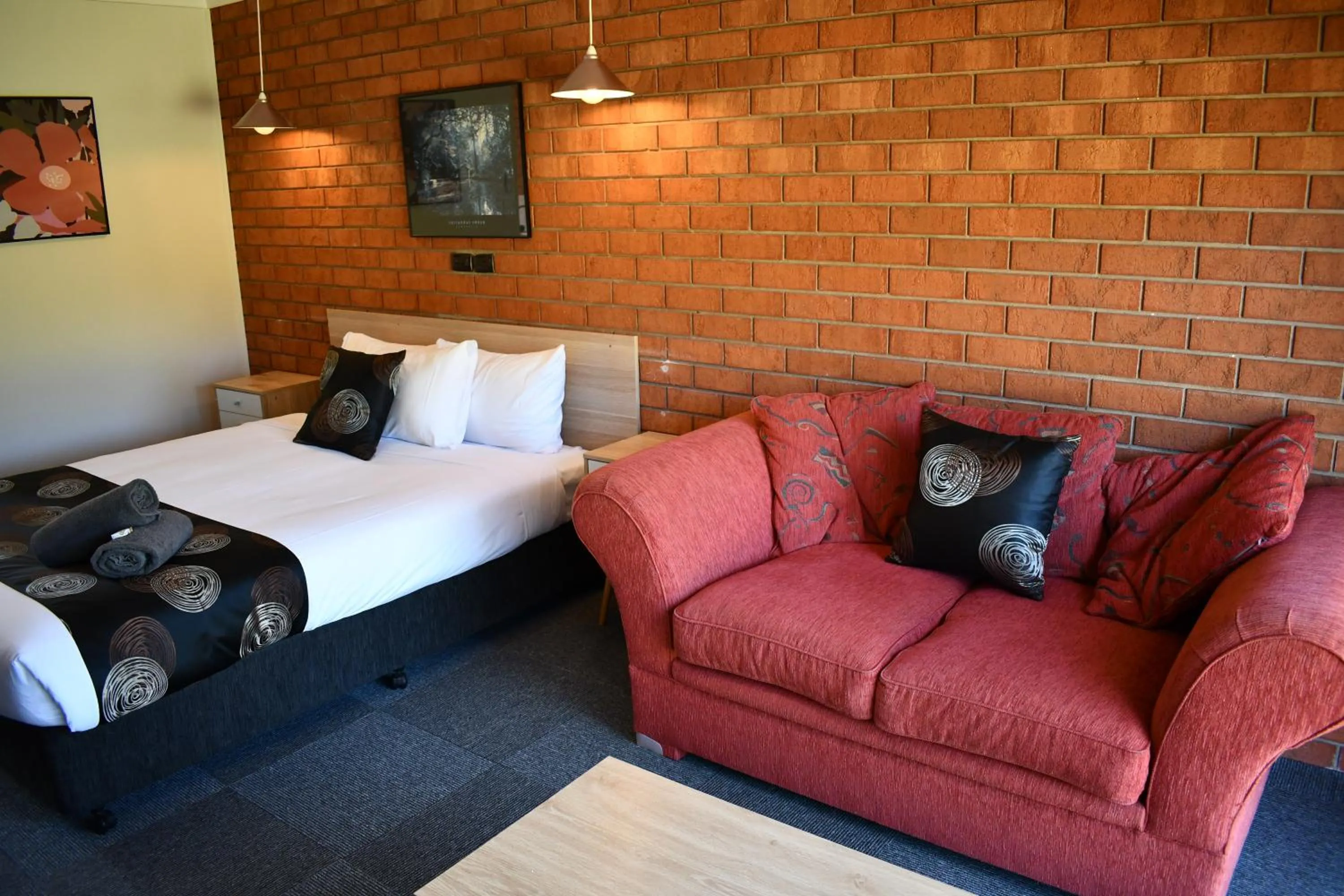 Bed in Berrigan Motel