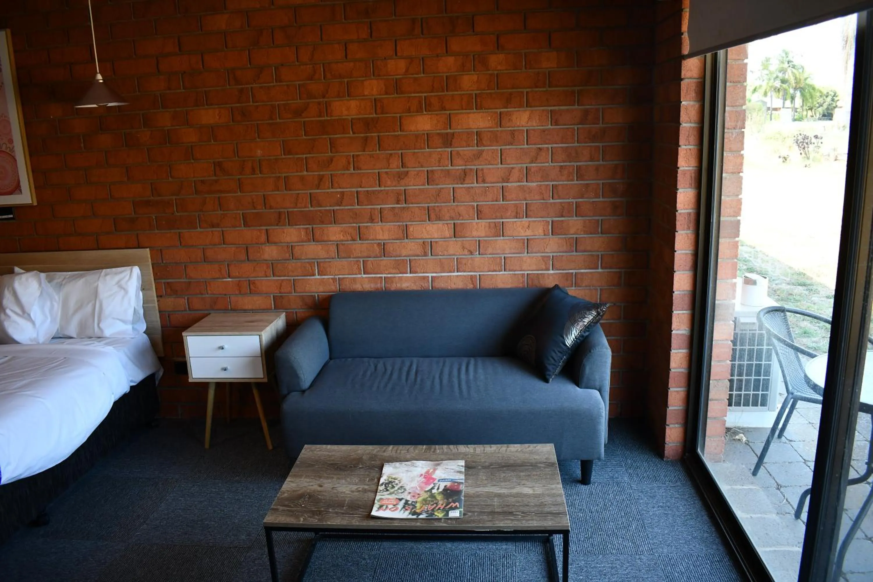 Bed in Berrigan Motel