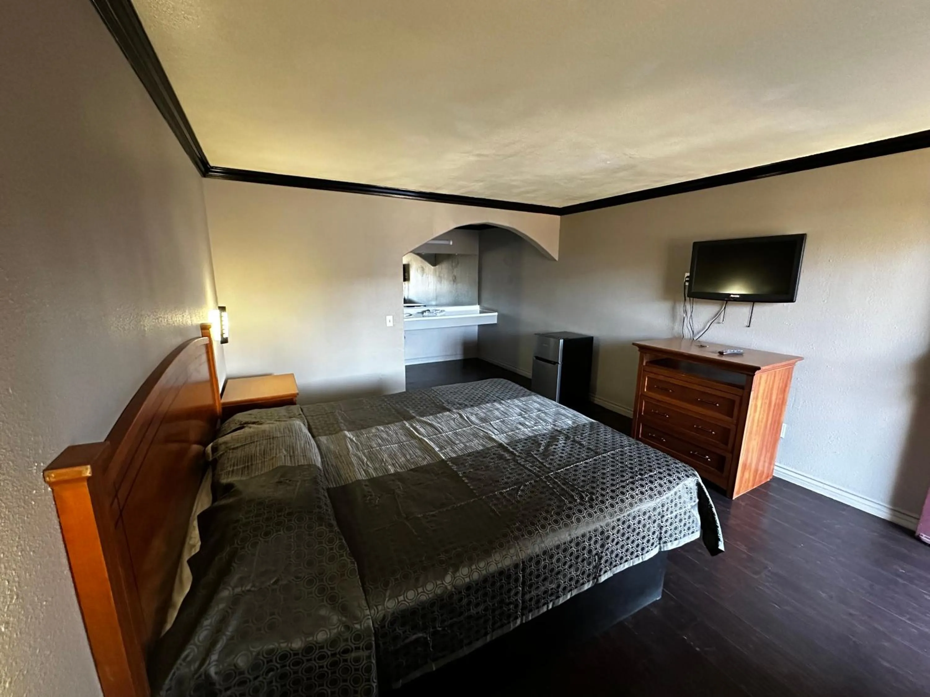 Photo of the whole room, Bed in Sunpark Inn & Suites