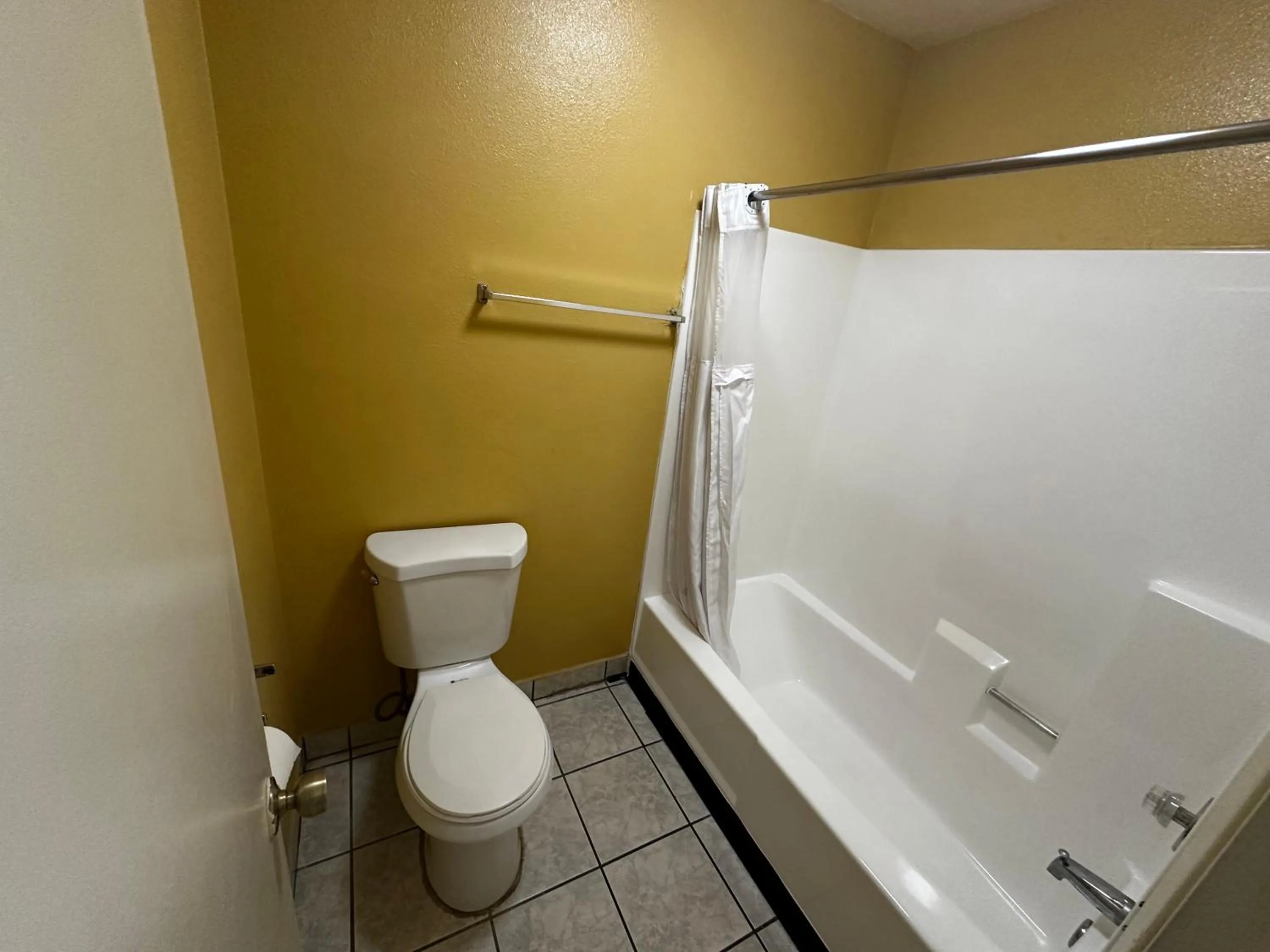 Bathroom in Sunpark Inn & Suites