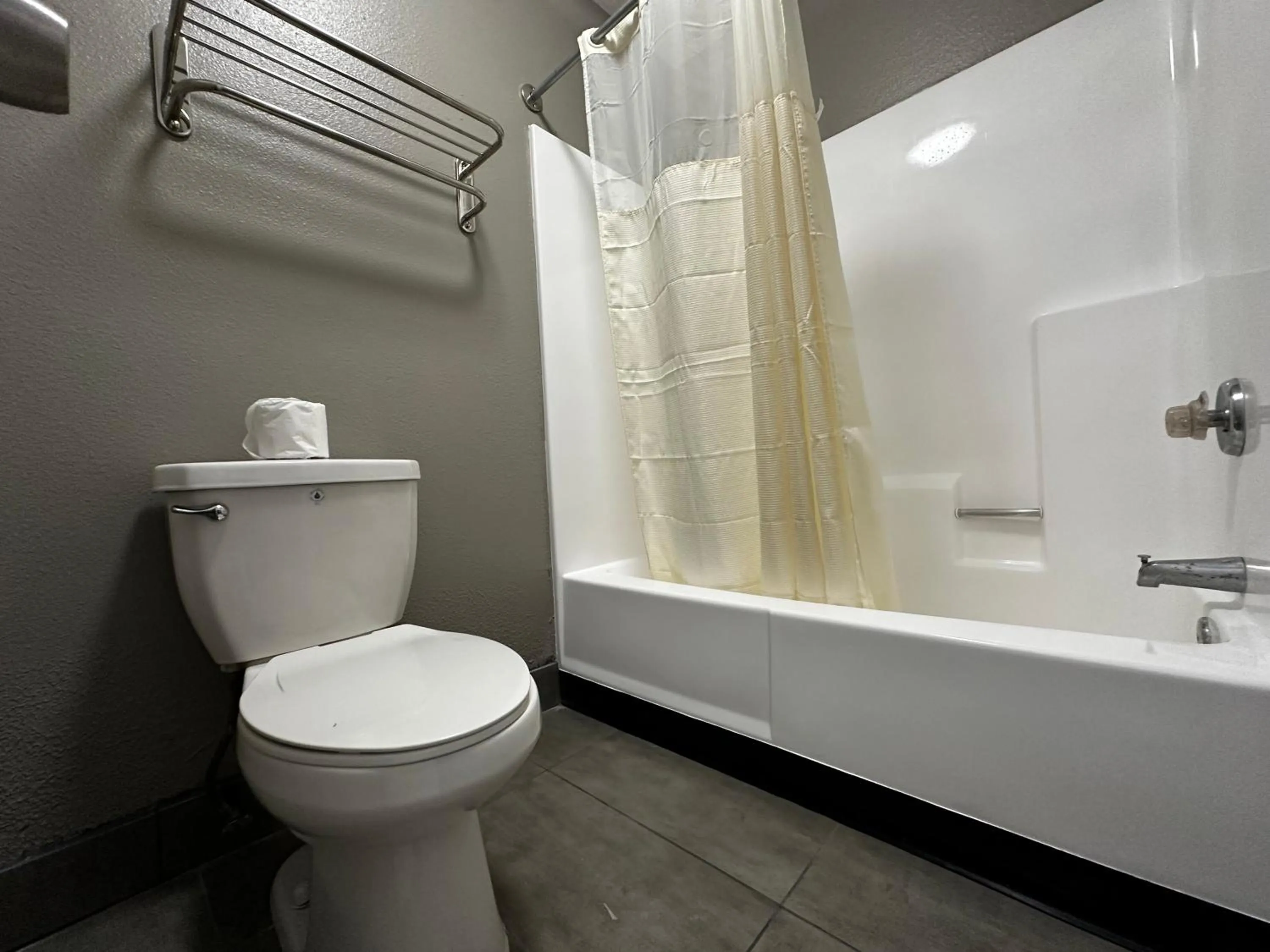 Bathroom in Sunpark Inn & Suites