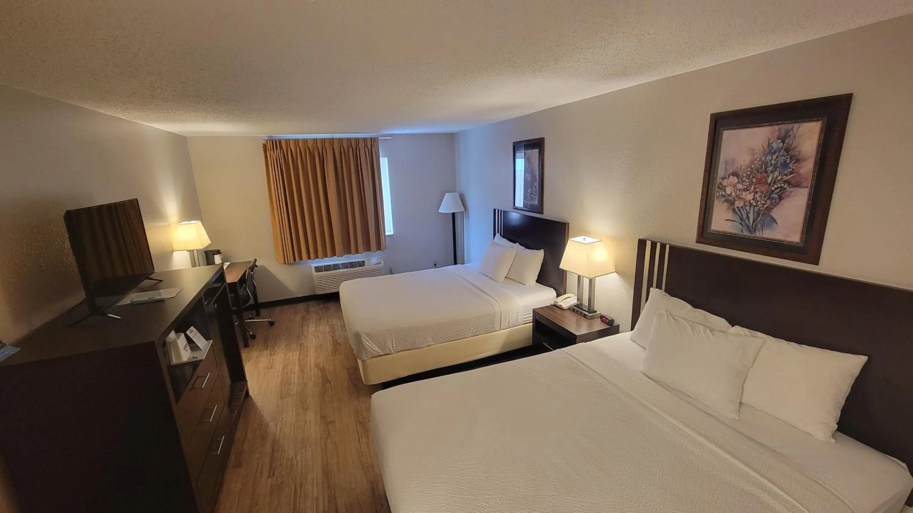 Bed in Days Inn by Wyndham Sheridan