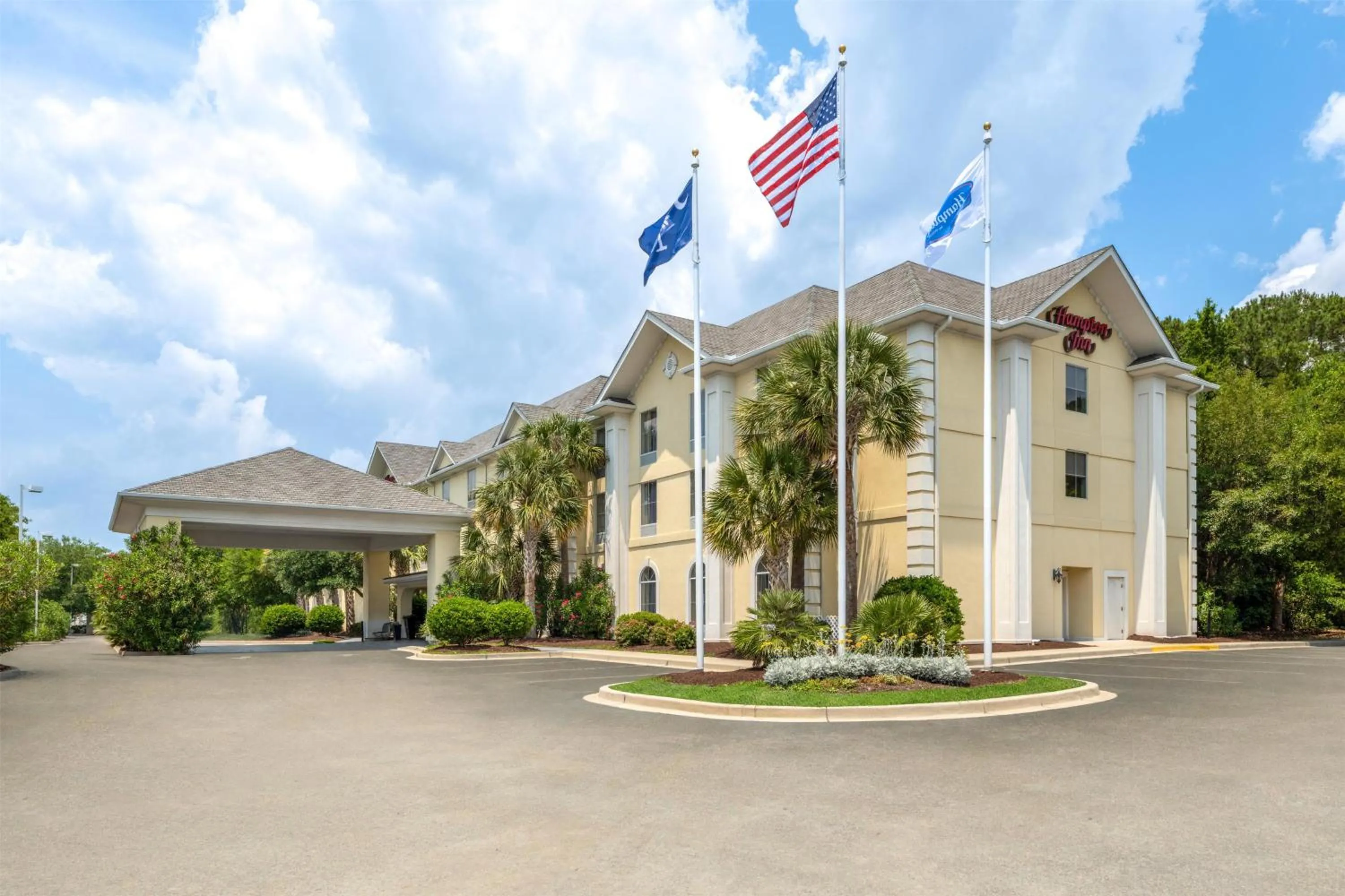 Property building in Hampton Inn Murrells Inlet/Myrtle Beach Area