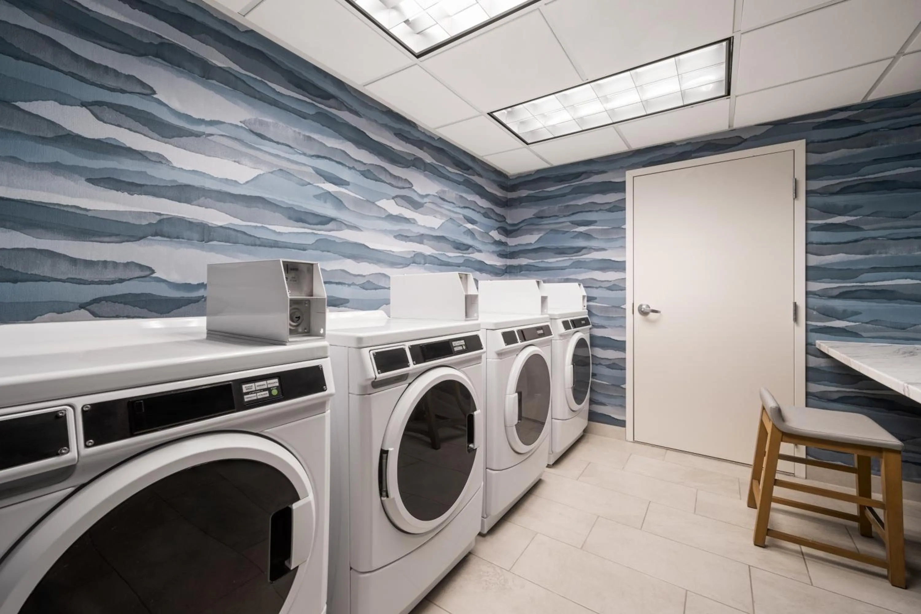 laundry in Hampton Inn Murrells Inlet/Myrtle Beach Area