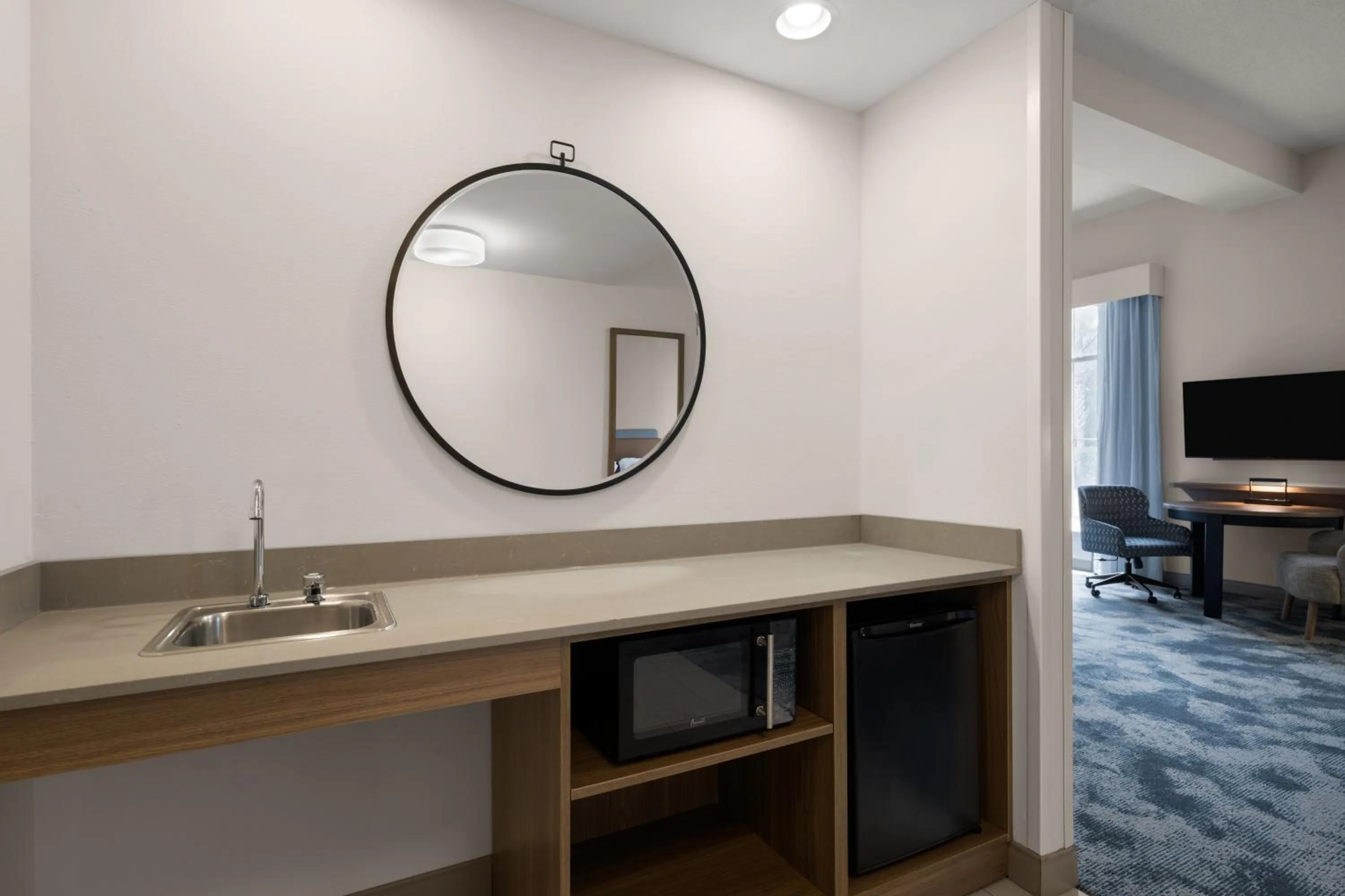 Guests in Hampton Inn Murrells Inlet/Myrtle Beach Area