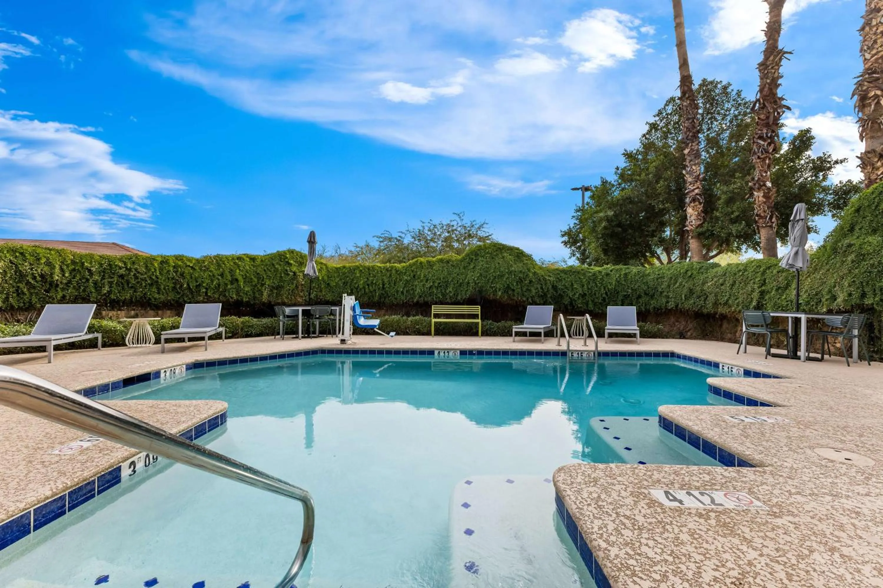 Pool view in Spark by Hilton Phoenix-Glendale-Peoria
