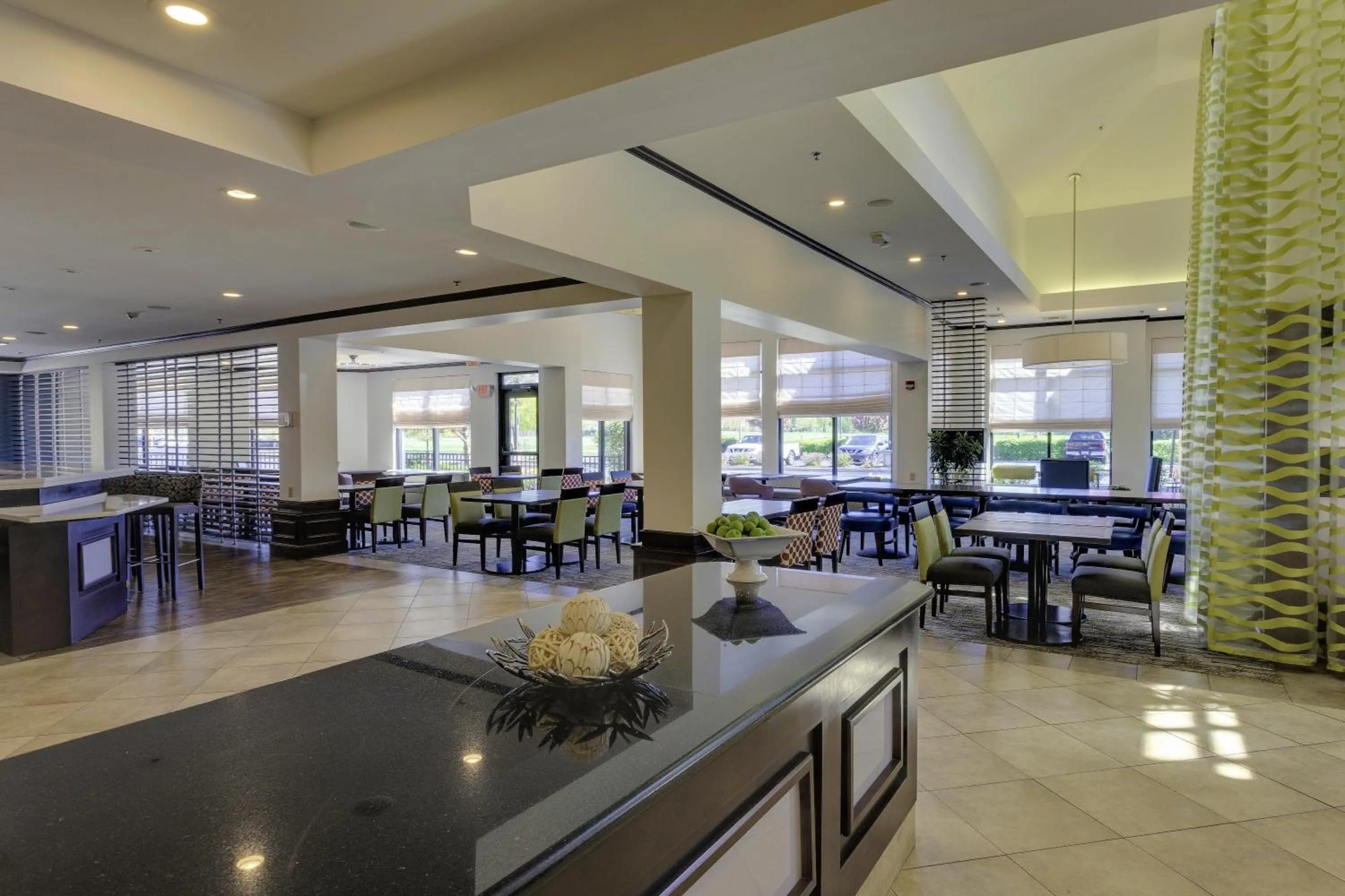 Restaurant/places to eat in Hilton Garden Inn South Bend