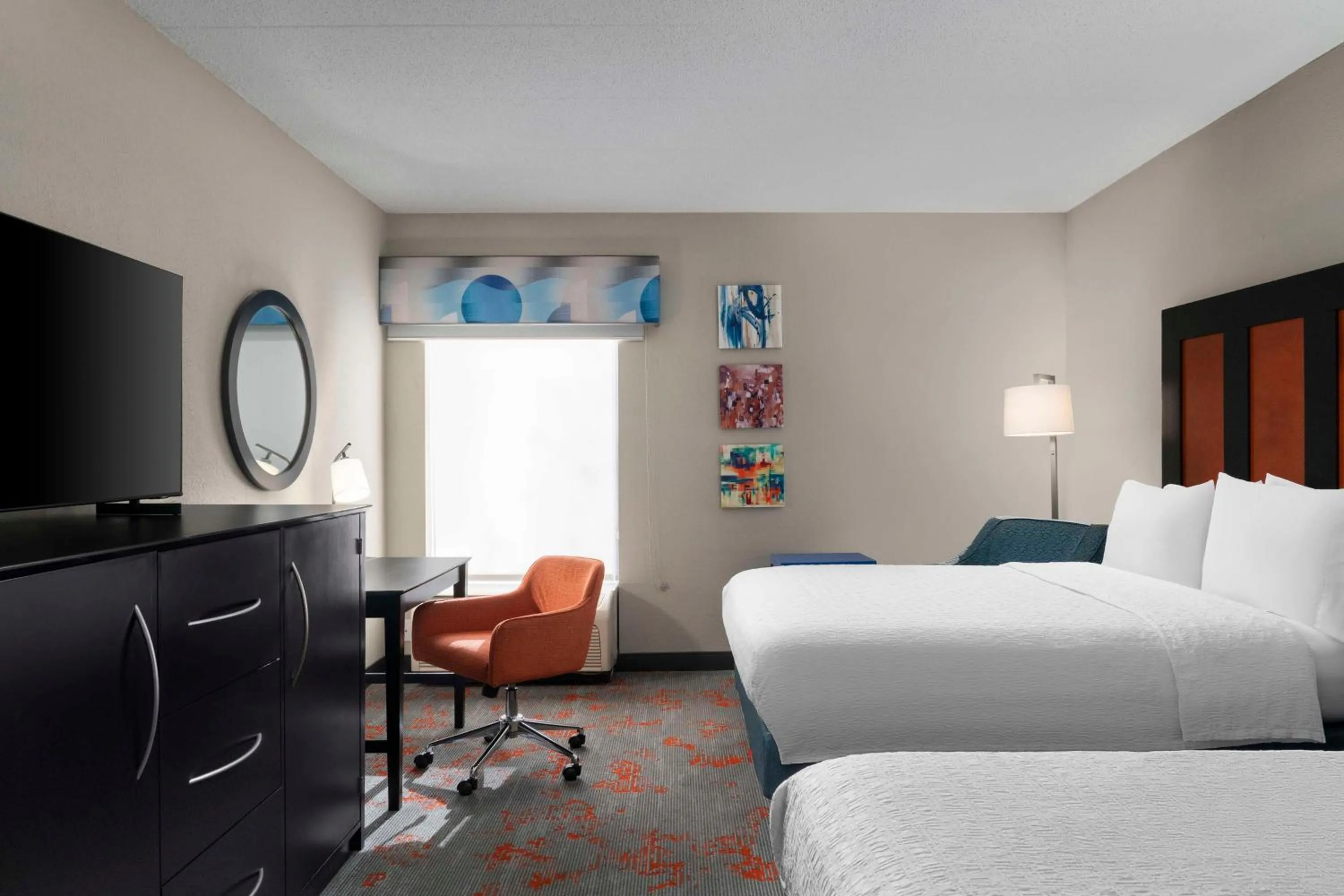 Bedroom in Hampton Inn Stafford / Quantico-Aquia