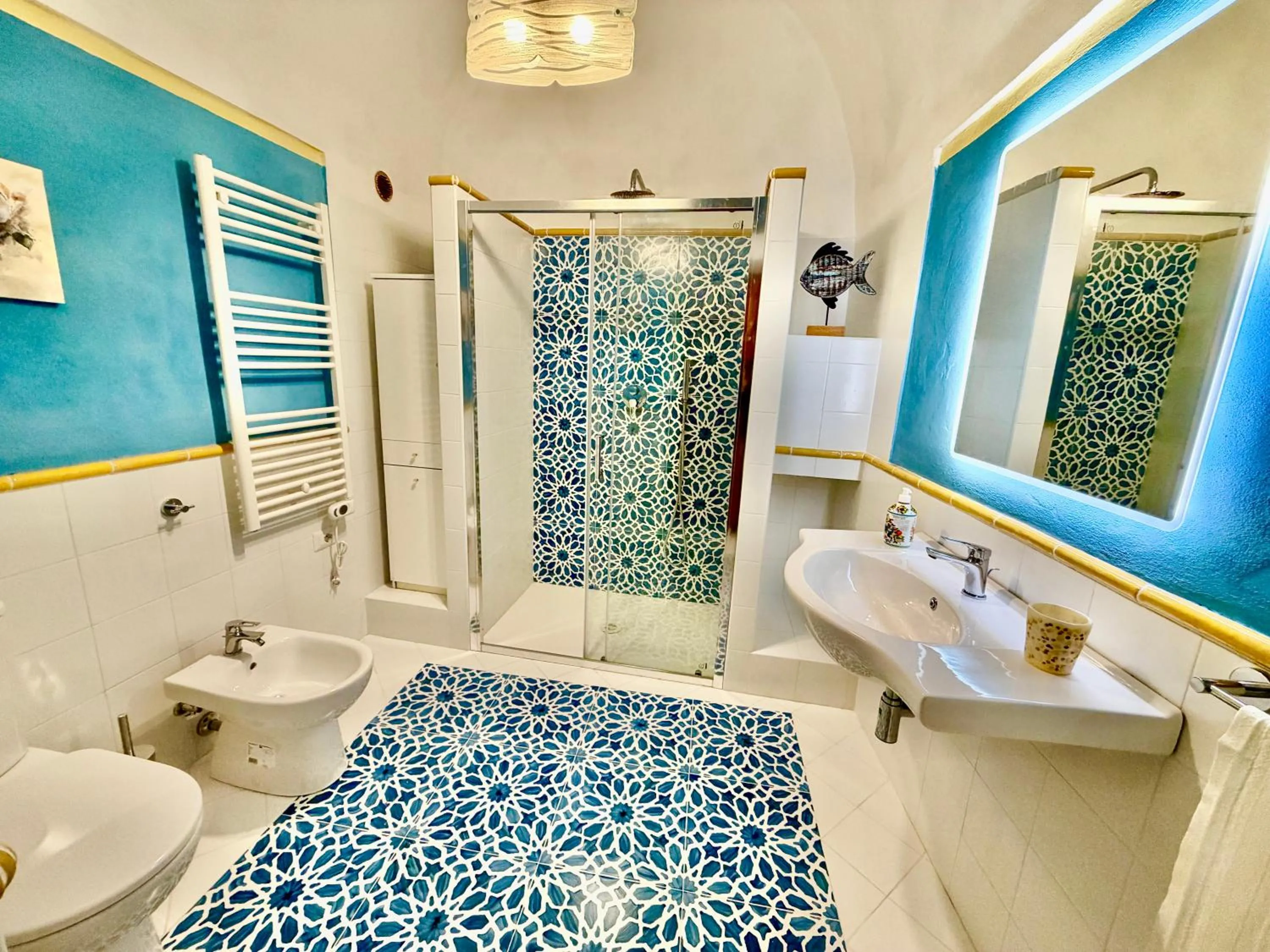 Bathroom in Mon Amour Praiano