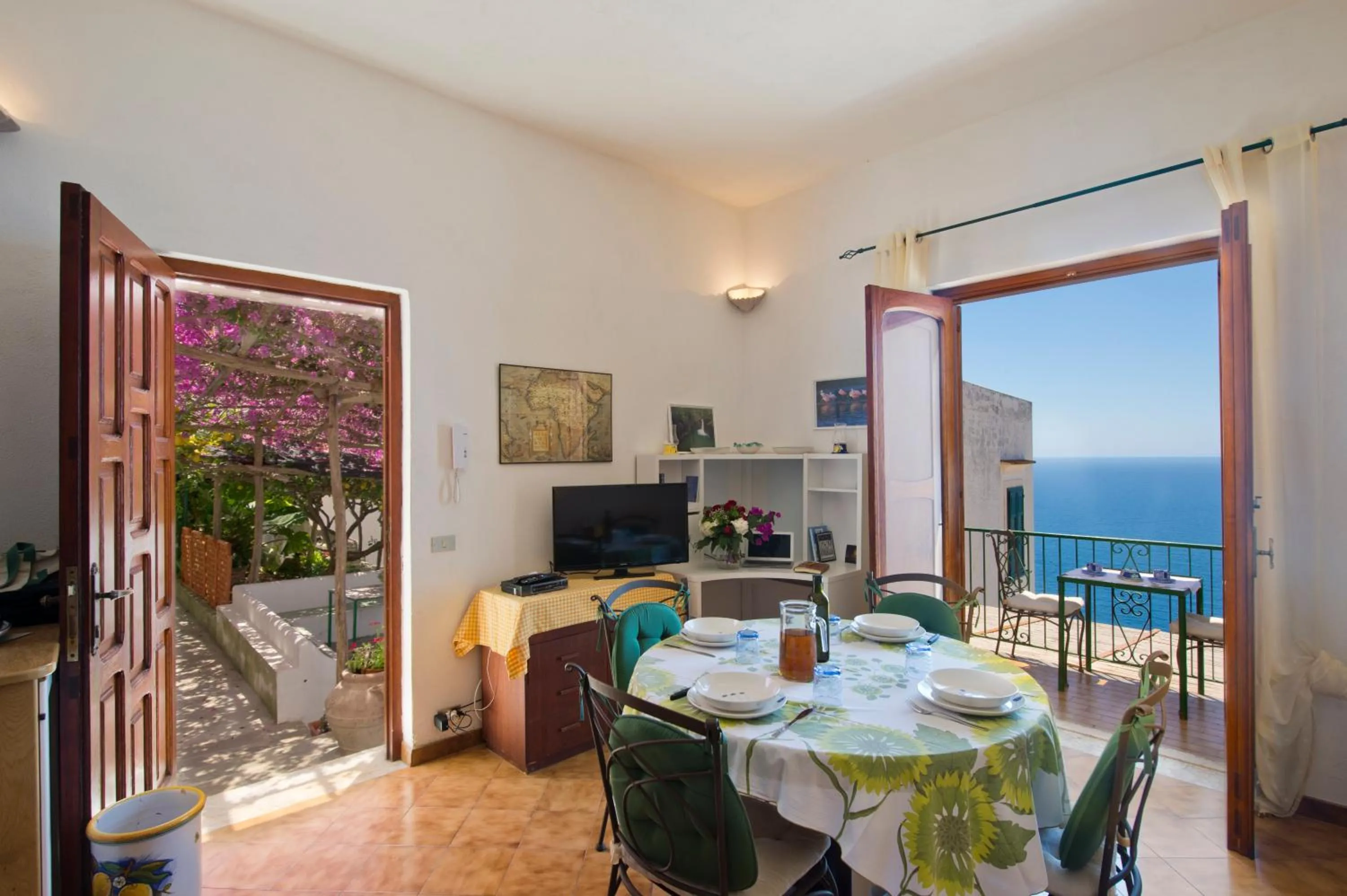 Living room in Mon Amour Praiano