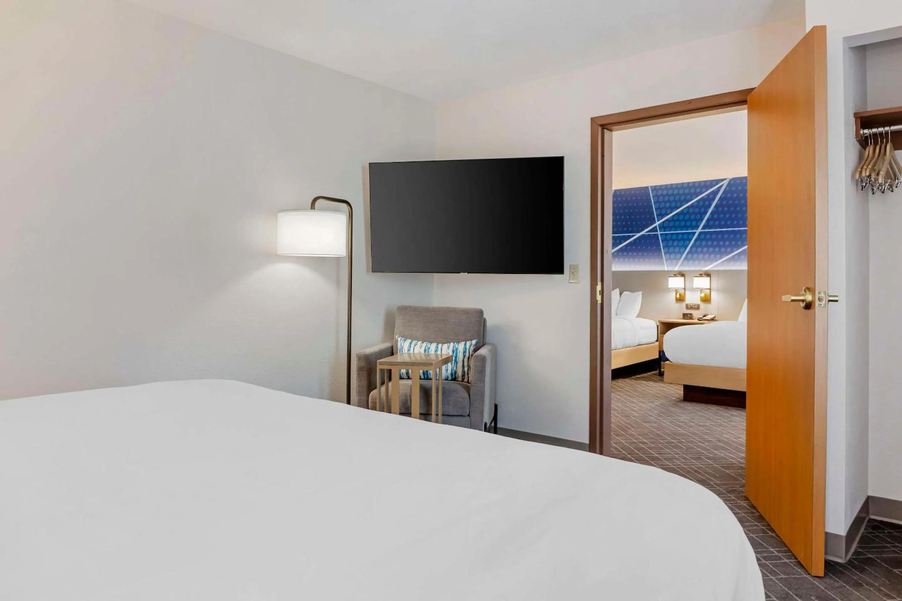 Bedroom, Bed in Comfort Inn & Suites Rapid City near Mt Rushmore