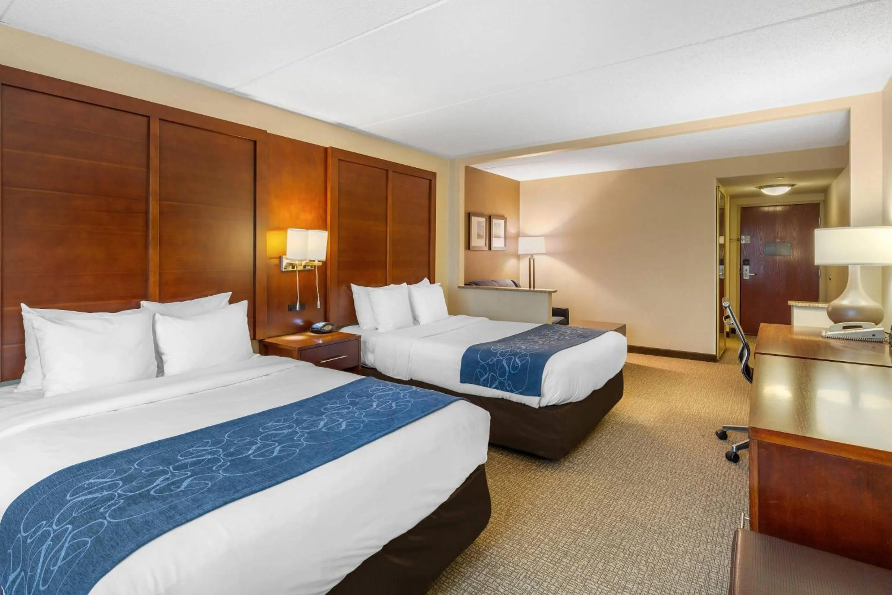 Bedroom, Bed in Comfort Suites Manassas Battlefield Park