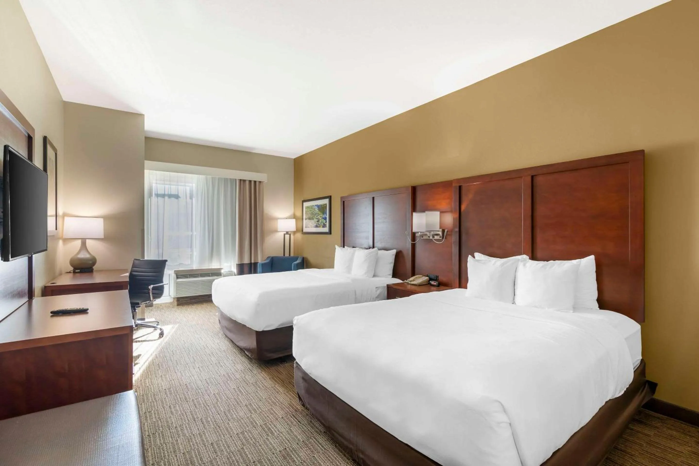 Bedroom, Bed in Comfort Inn & Suites