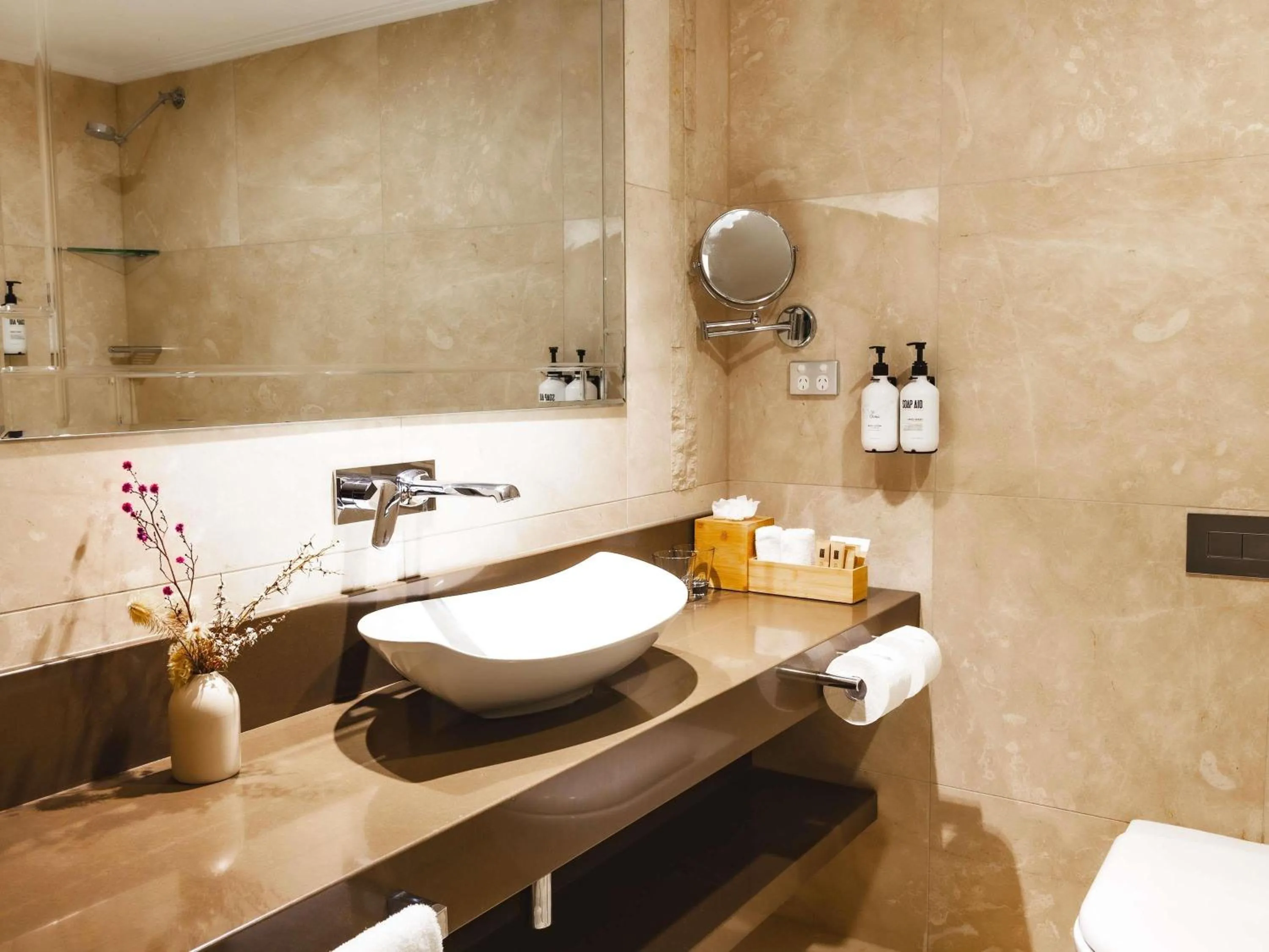 Bedroom in Fairmont Resort Blue Mountains MGallery Collection