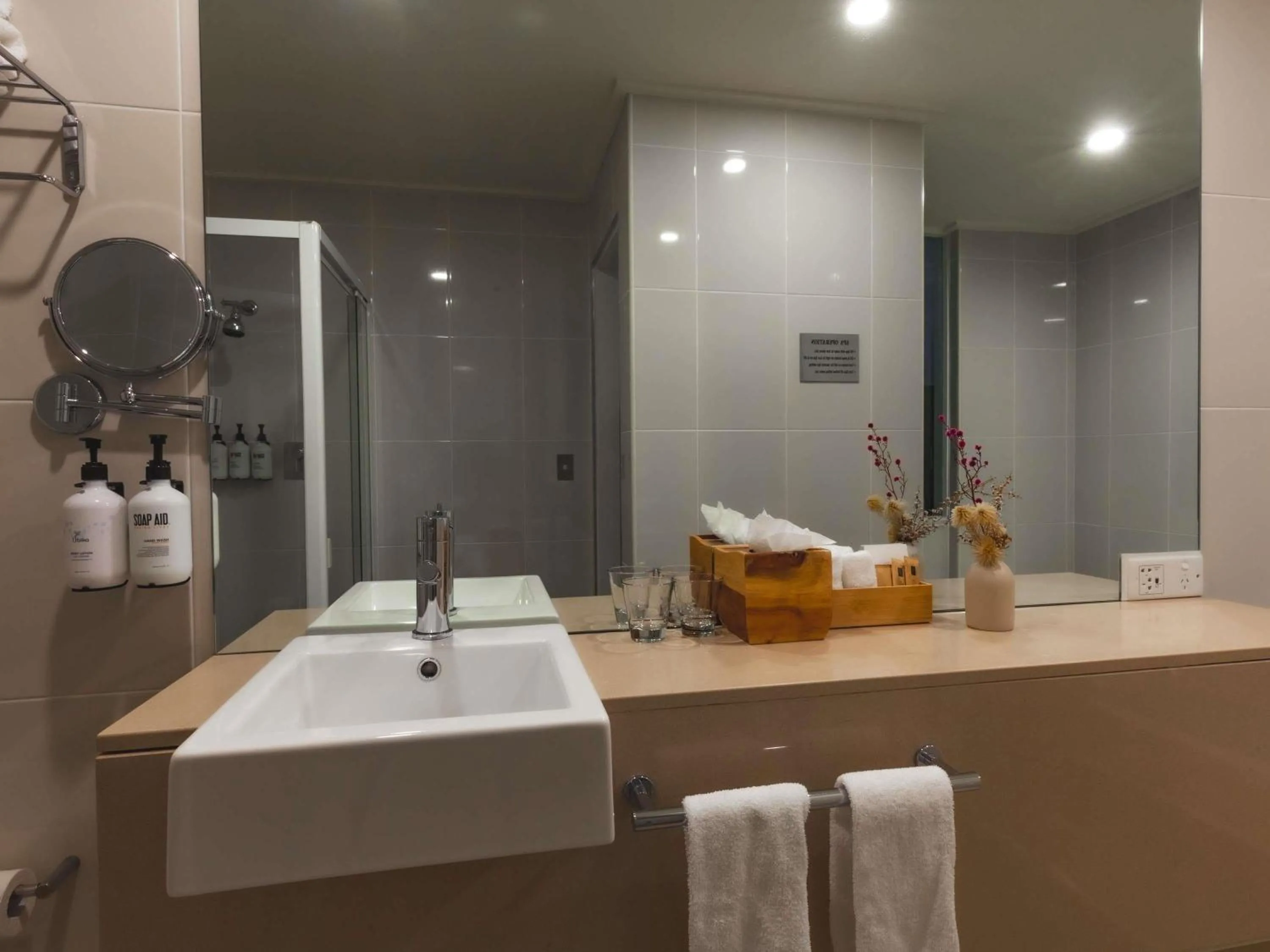 Bedroom in Fairmont Resort Blue Mountains MGallery Collection