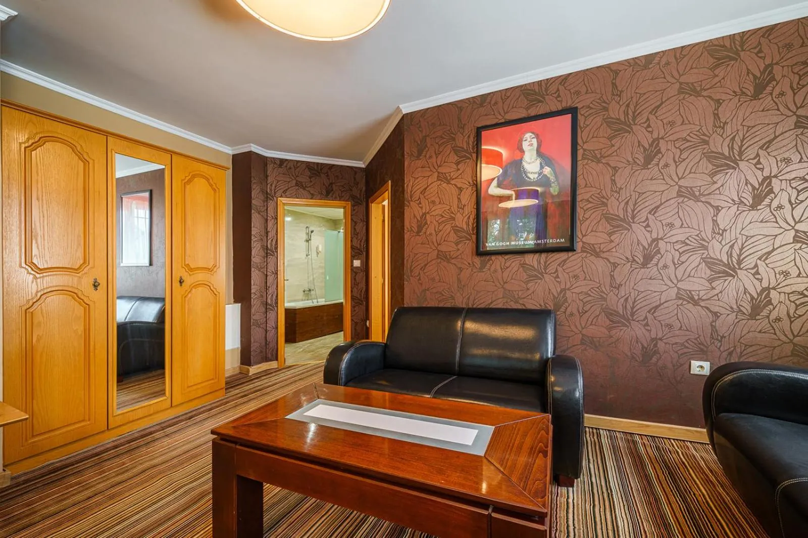 Bathroom in Hotel Avion - Self check in