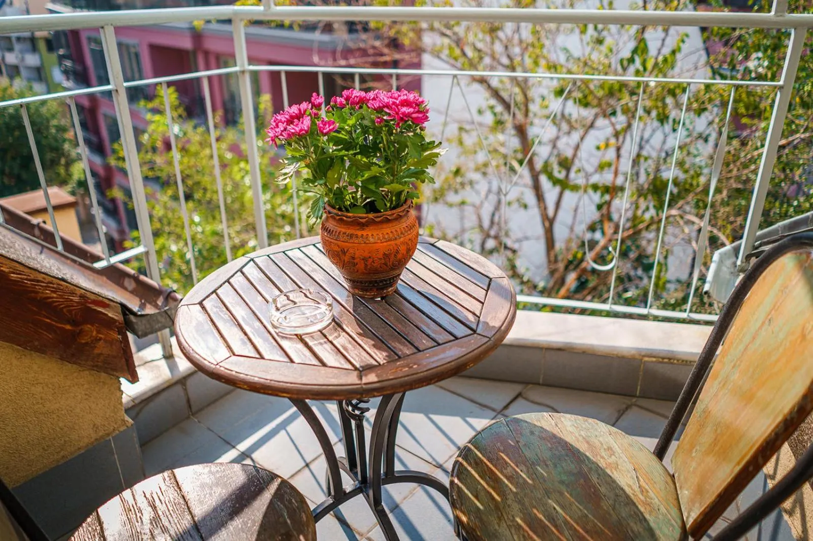 Balcony/Terrace in Hotel Avion - Self check in