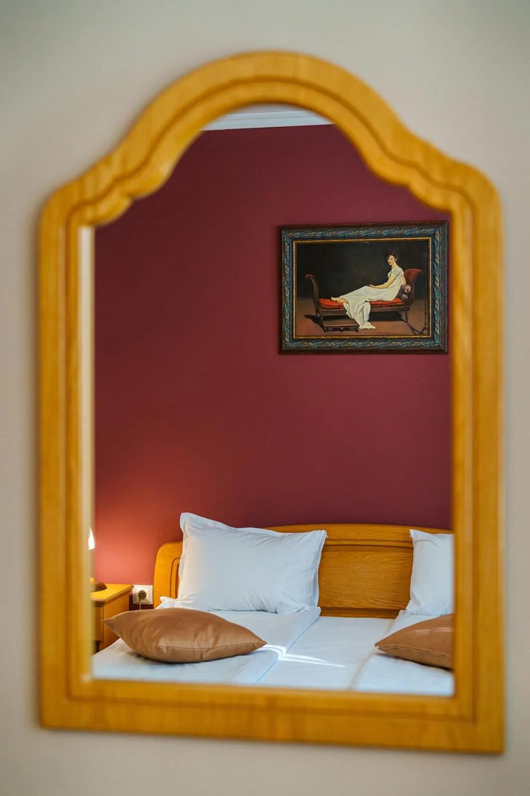 Decorative detail, Bed in Hotel Avion - Self check in