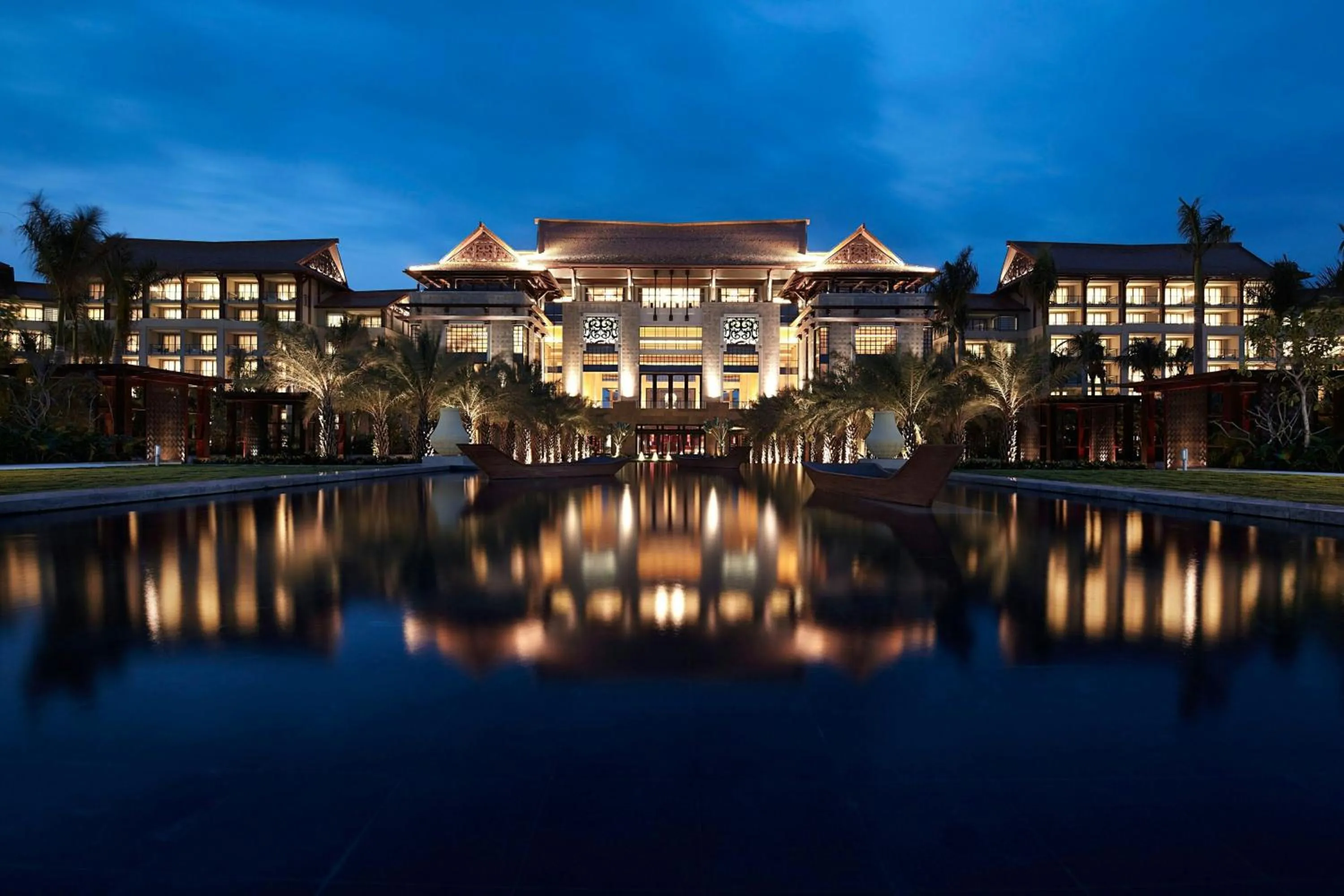 Property building in Renaissance Sanya Haitang Bay Resort