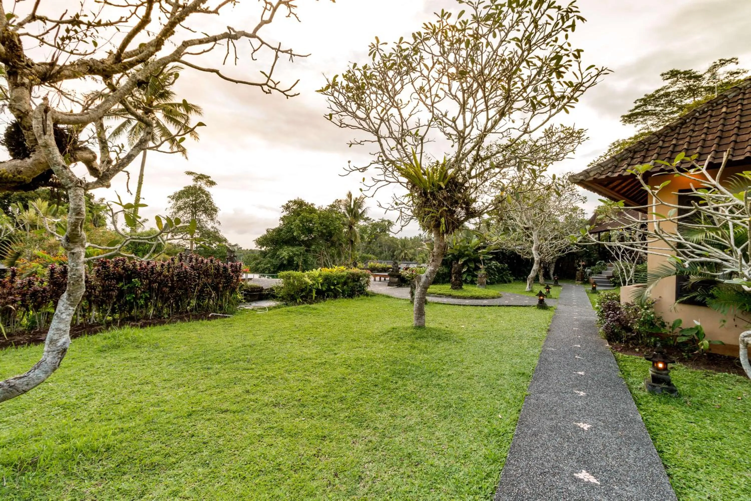 Day in Tanah Merah Art Resort by AGATA