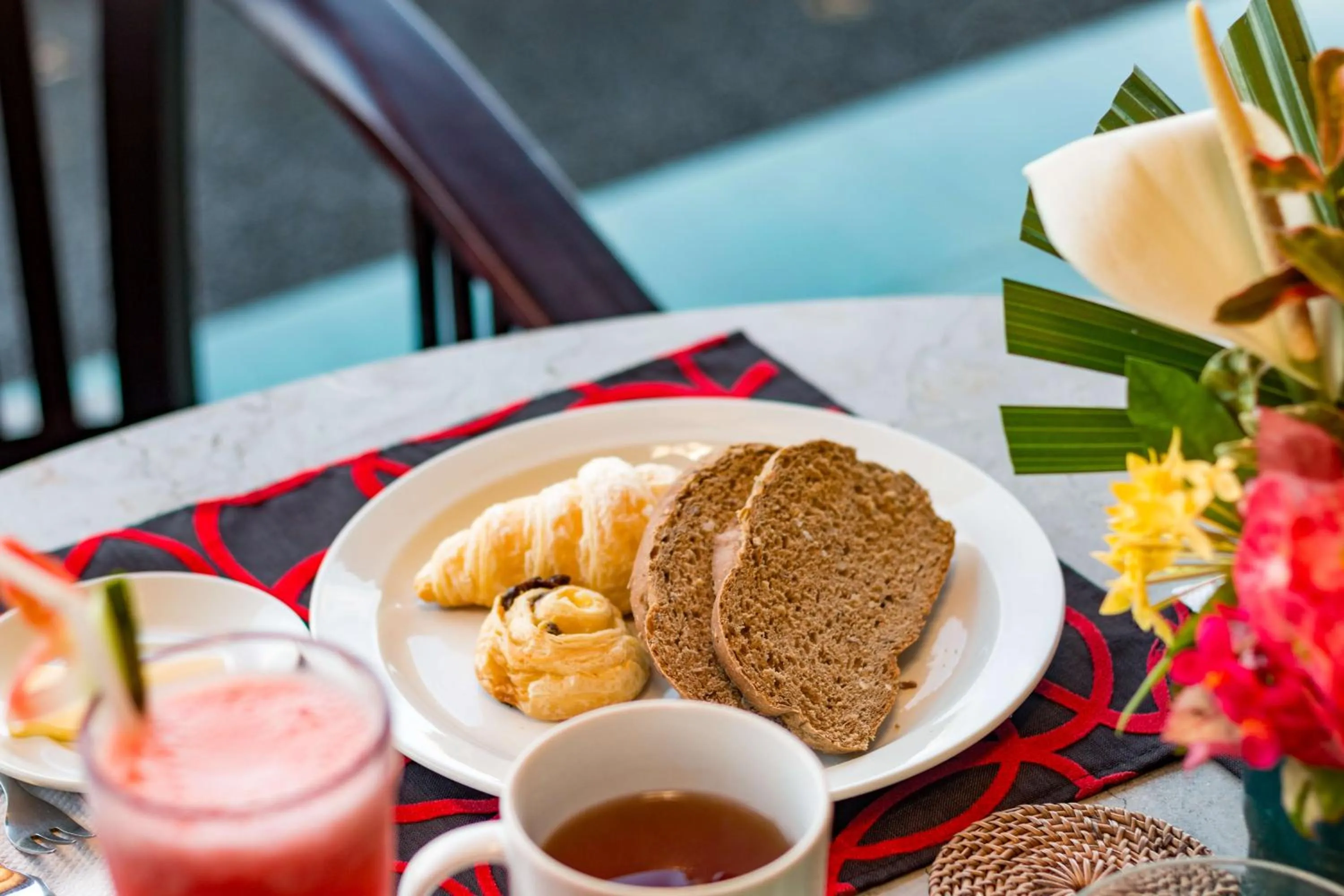 Food and drinks in Tanah Merah Art Resort by AGATA