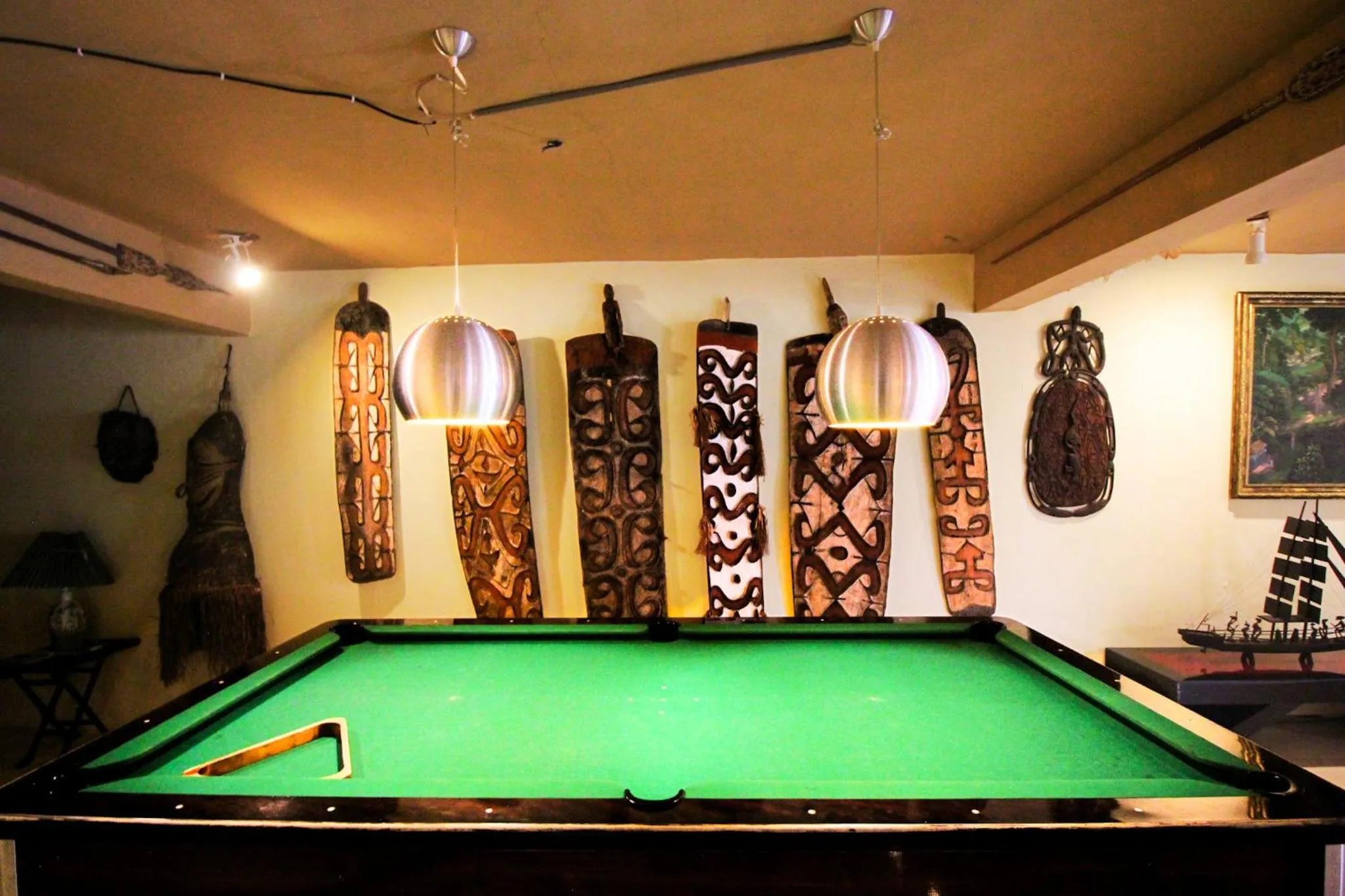 Billiard in Tanah Merah Art Resort by AGATA