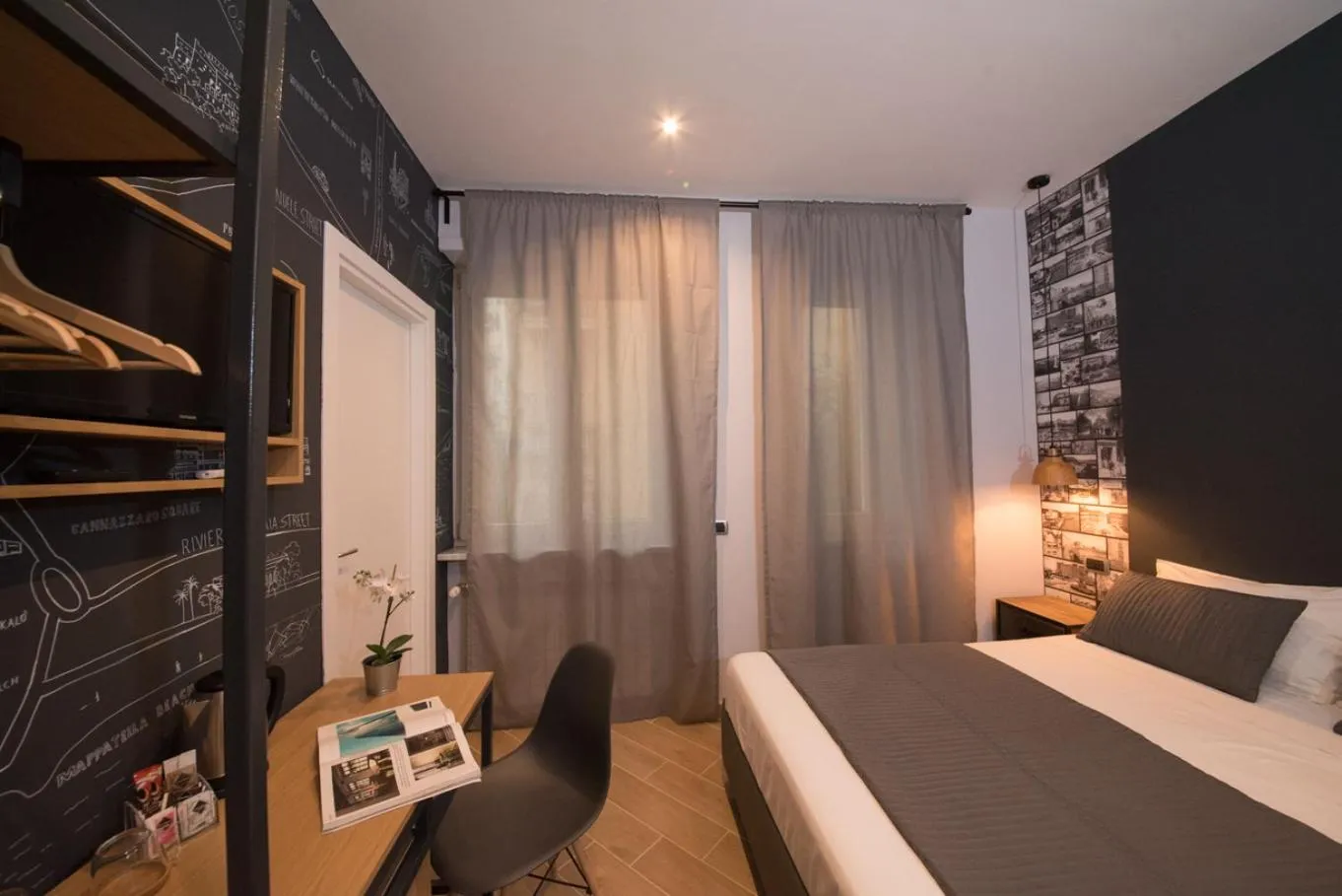 TV and multimedia, Bed in Eco di Napoli