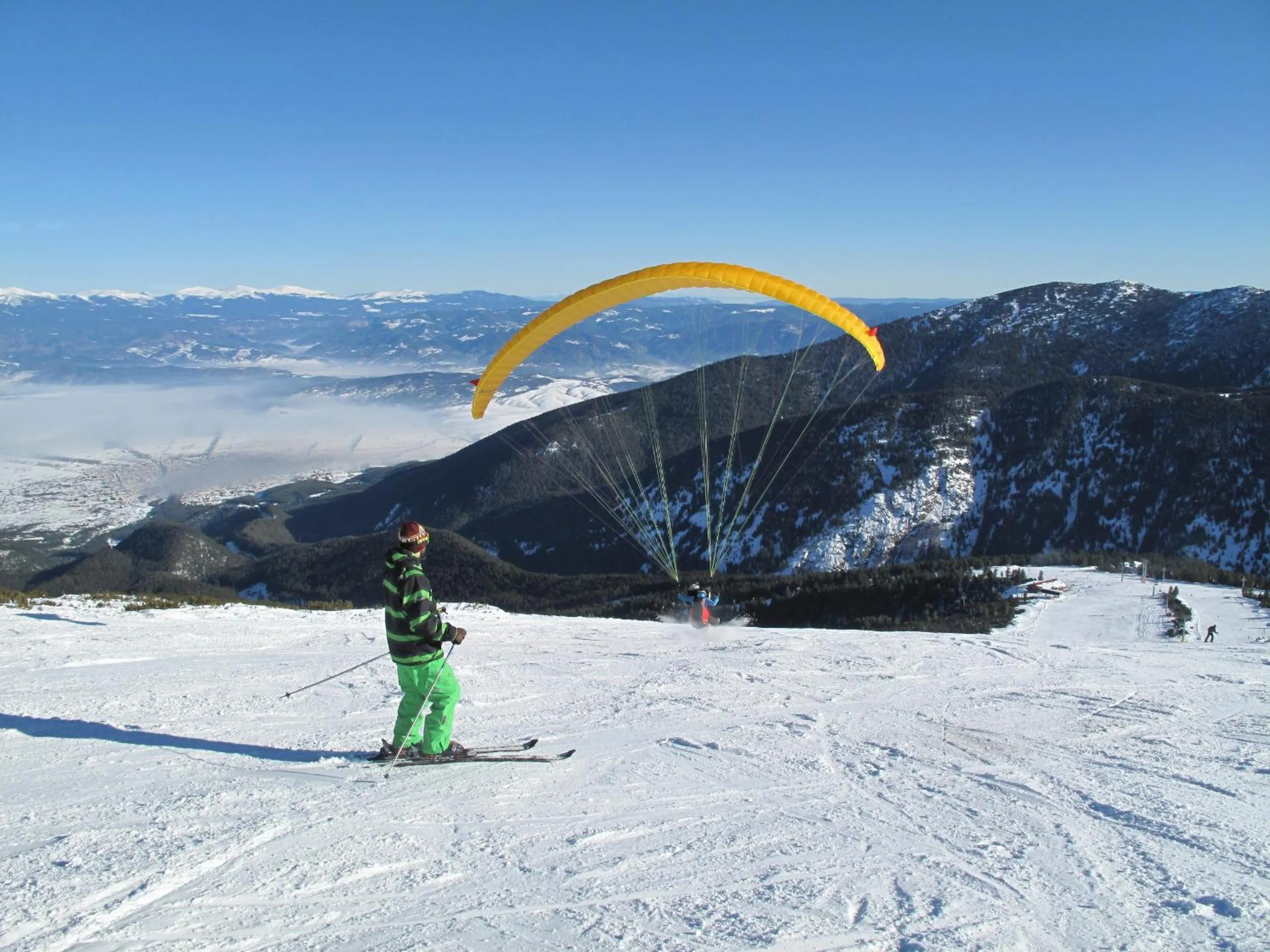 Skiing in Kempinski Hotel Grand Arena Bansko