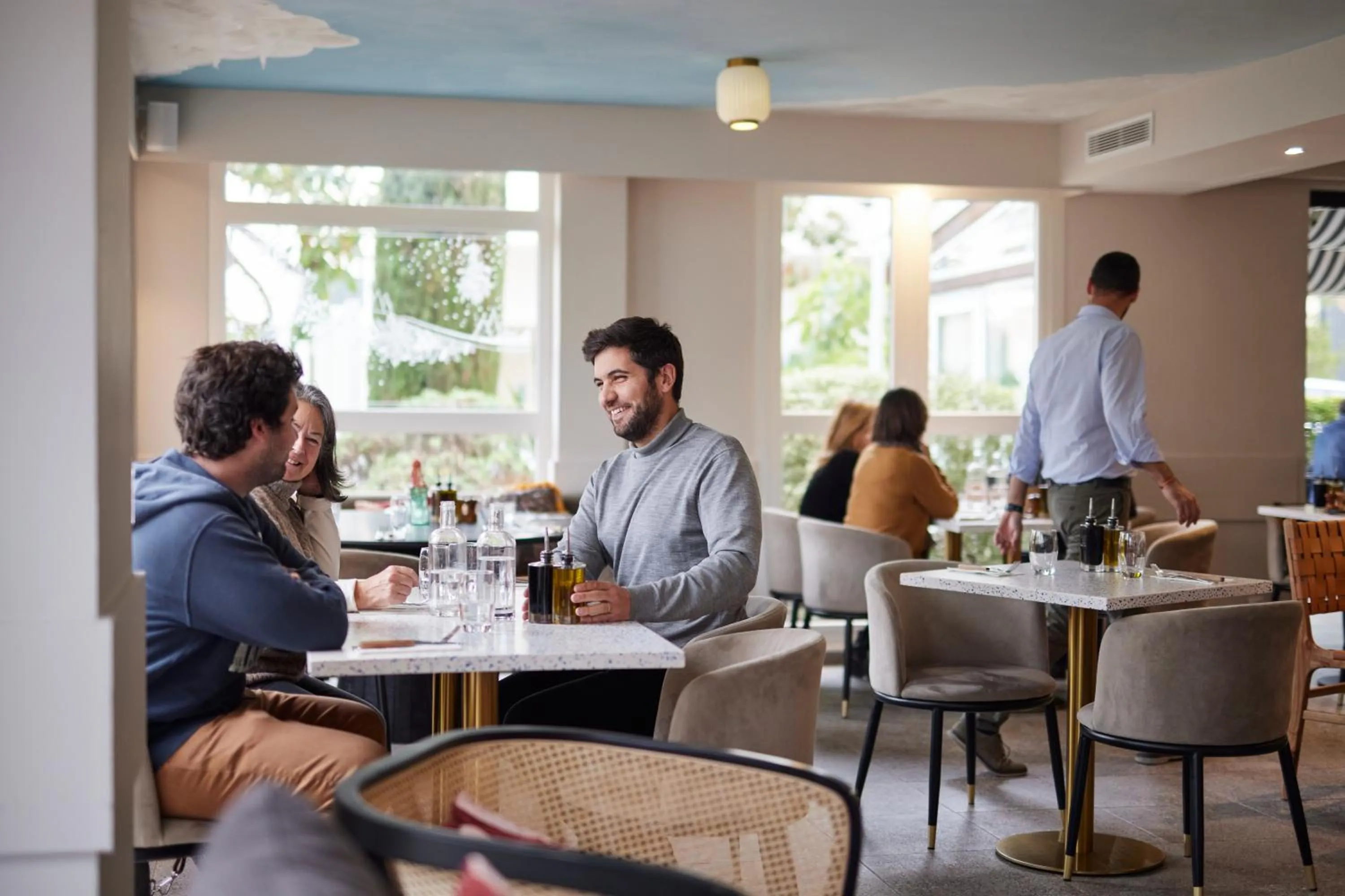 Restaurant/places to eat in Hotel-Restaurant Isidore Nice Ouest