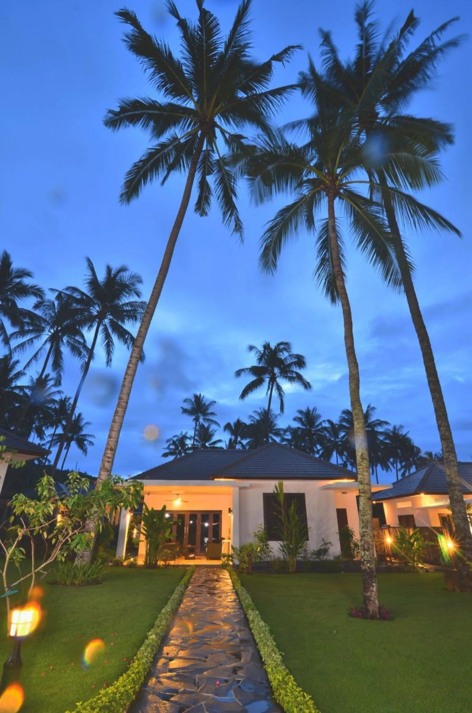 Facade/entrance in Dream Estate Resort